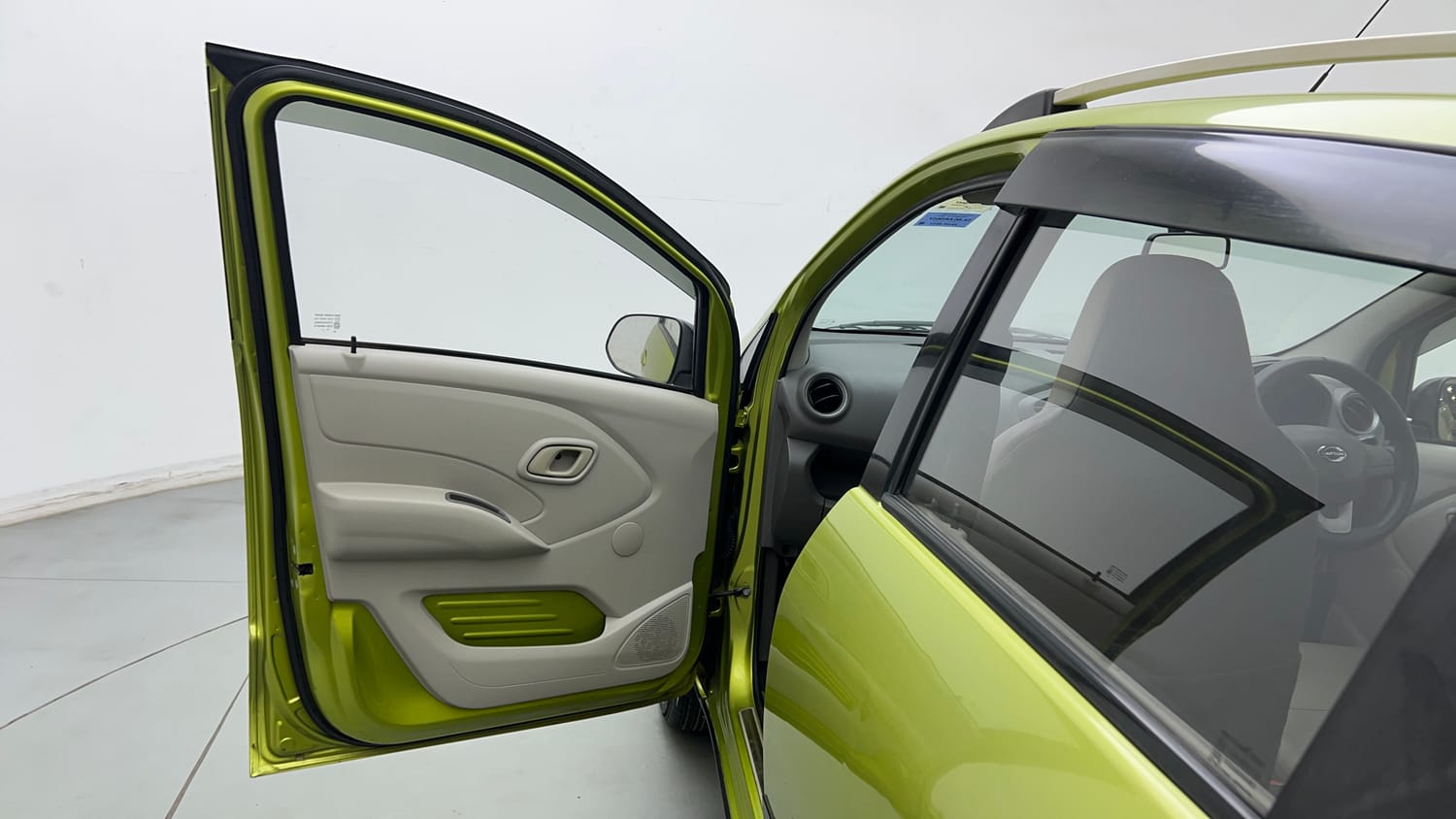 Used 2017 Datsun Redi-GO S Petrol Manual interior LEFT FRONT DOOR OPEN VIEW