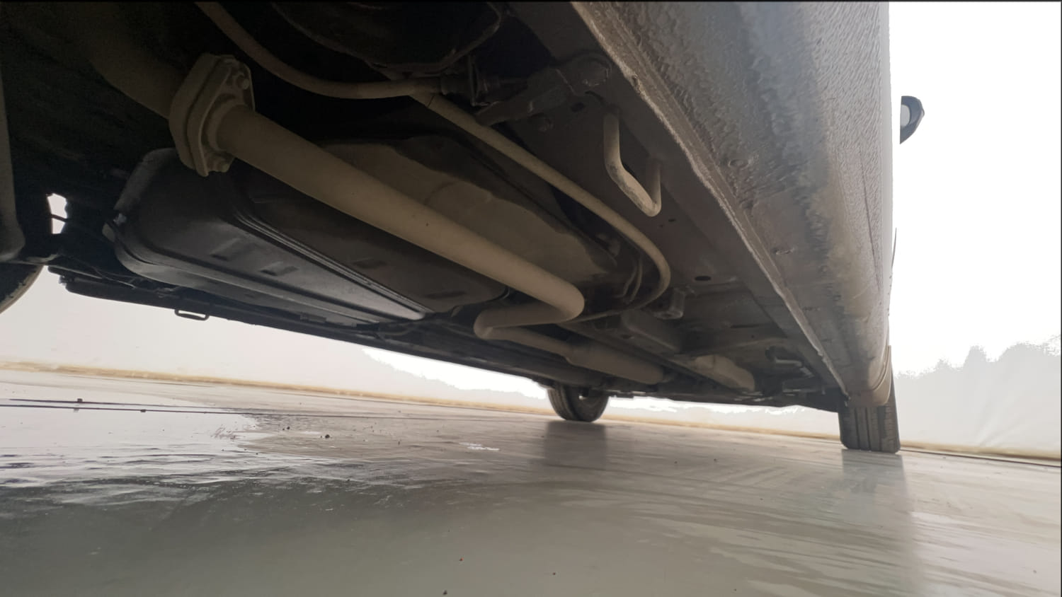 Used 2016 Maruti Suzuki Ertiga ZXI Petrol Manual extra REAR RIGHT UNDERBODY VIEW