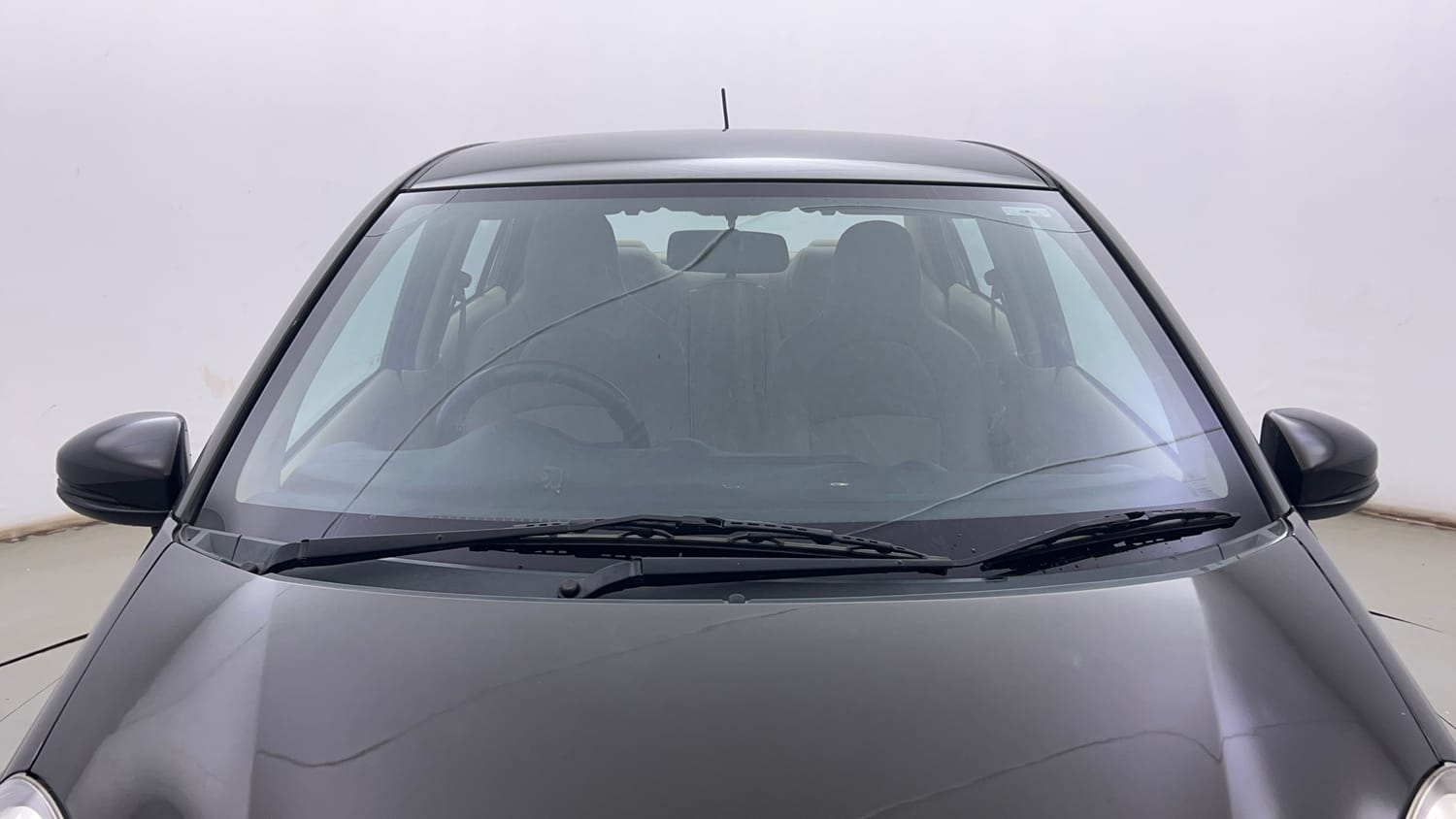 Used 2015 Honda Amaze 1.2 S i-VTEC Petrol Manual exterior FRONT WINDSHIELD VIEW