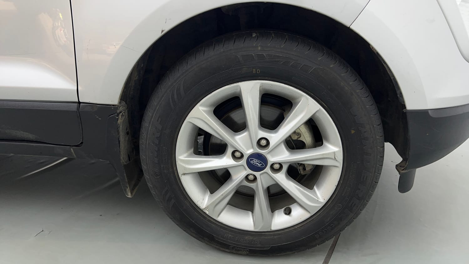 Used 2019 Ford EcoSport Titanium 1.5L TDCi Diesel Manual tyres RIGHT FRONT TYRE RIM VIEW