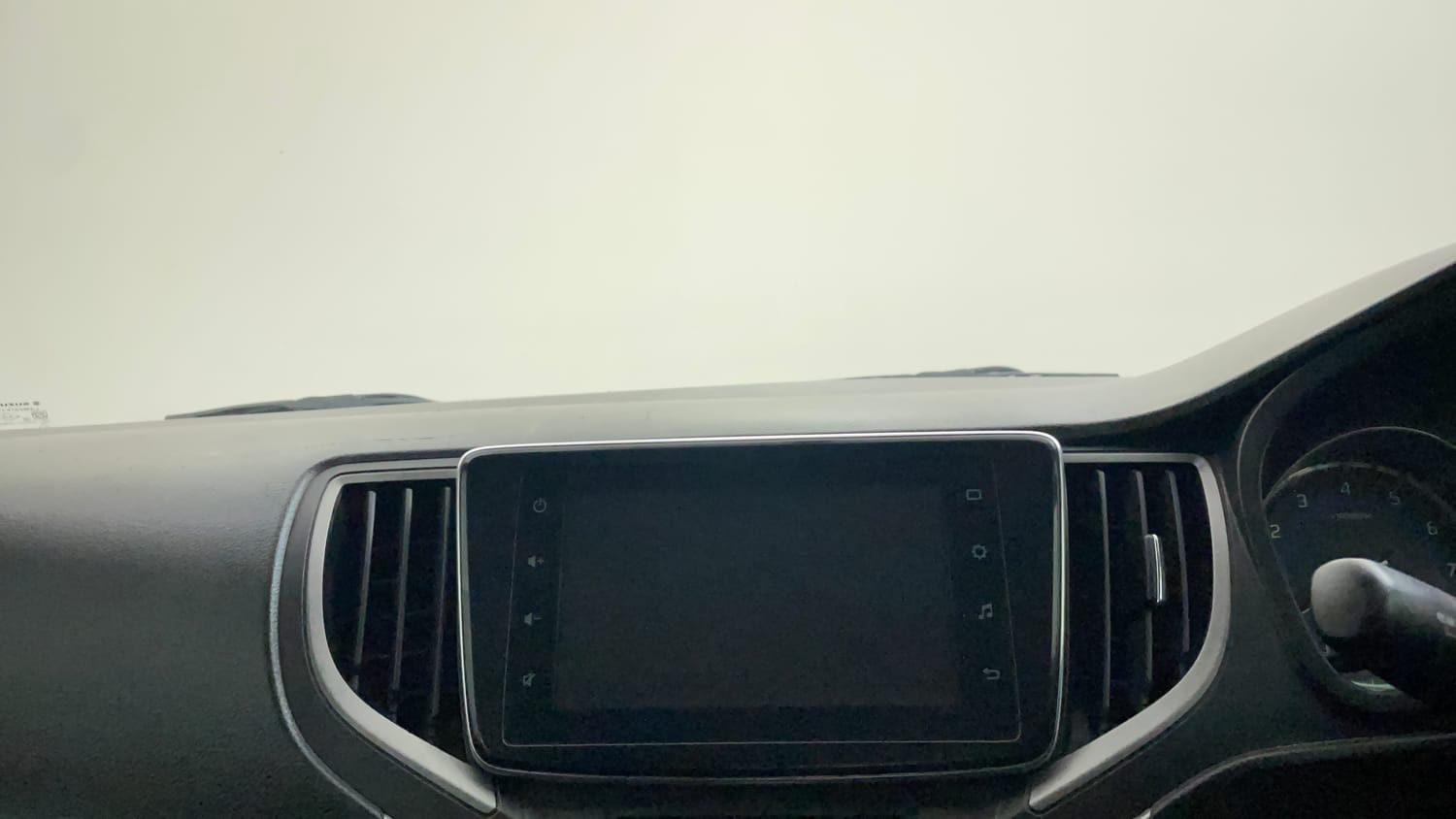 Used 2019 Maruti Suzuki Baleno Alpha Automatic Petrol Automatic top_features Touch screen infotainment system