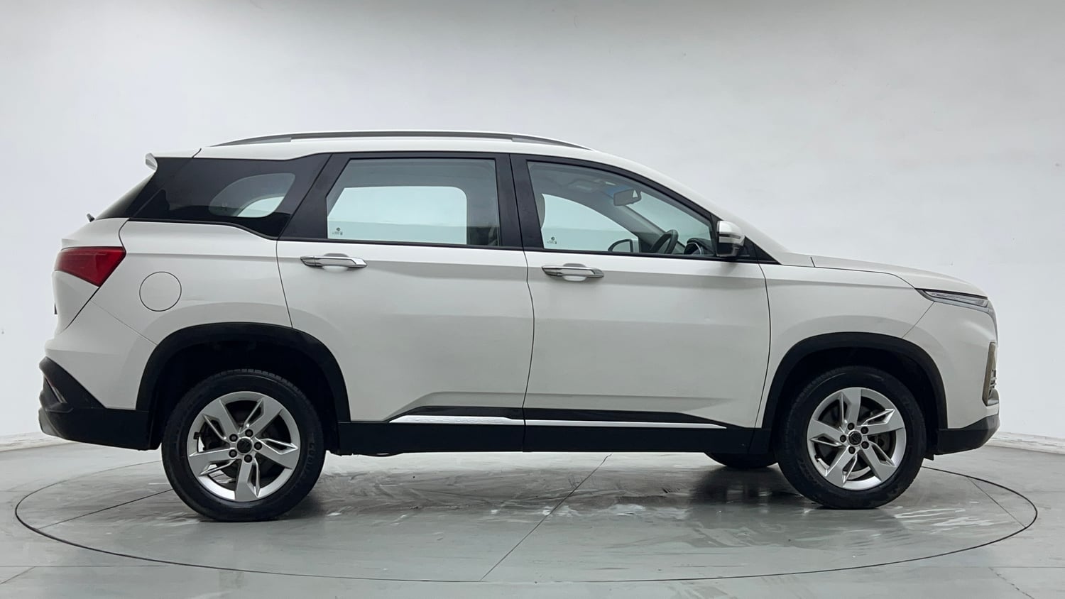 Used 2021 MG Motors Hector Super 1.5 Petrol Turbo MT Petrol Manual exterior RIGHT SIDE VIEW