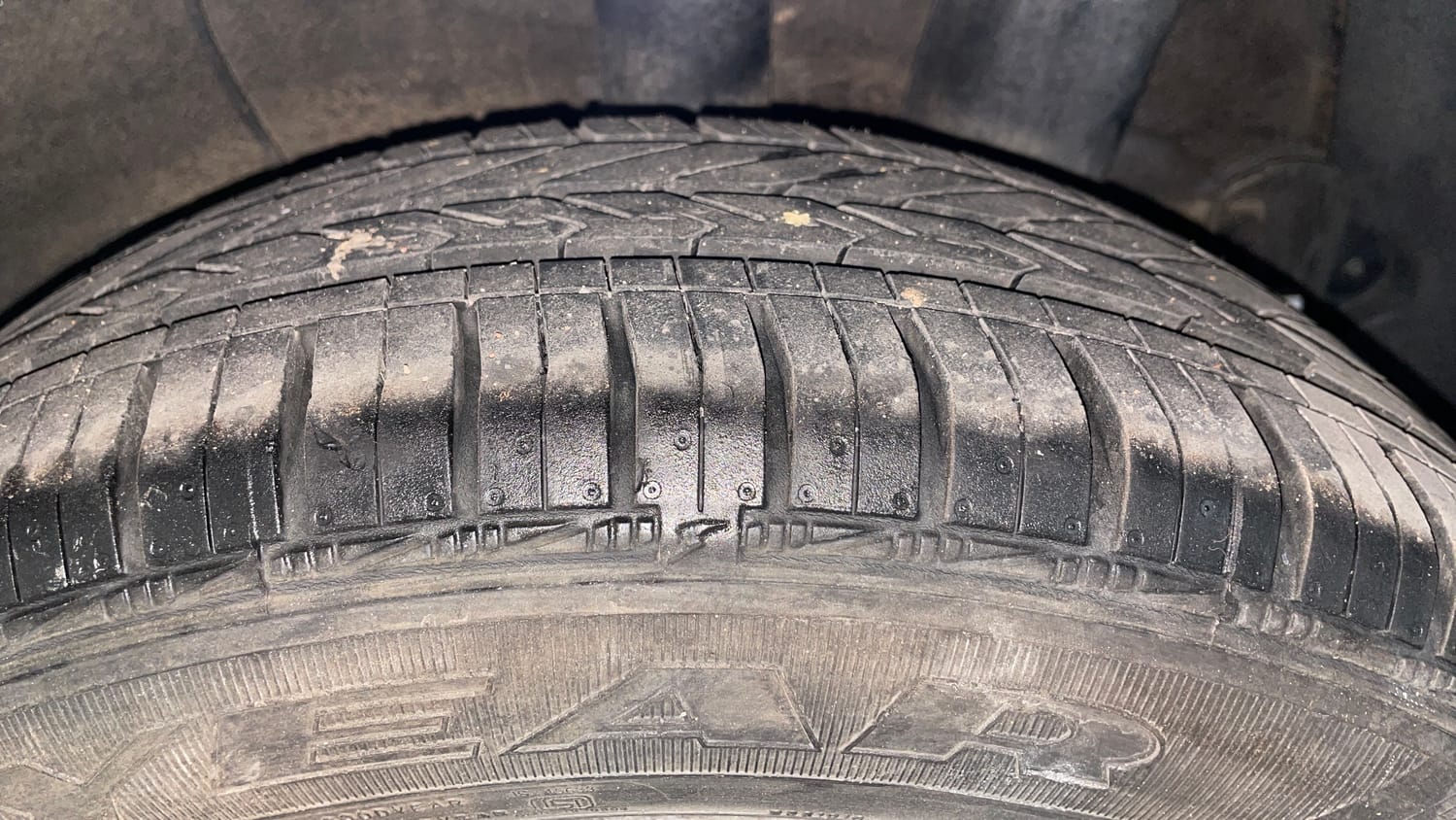 Used 2016 Hyundai Xcent SX 1.2 Petrol Manual tyres LEFT REAR TYRE TREAD VIEW