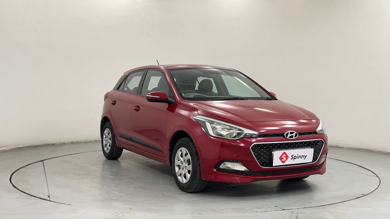 Used 2015 Hyundai Elite i20 Sportz 1.2 Petrol Manual exterior RIGHT FRONT CORNER VIEW