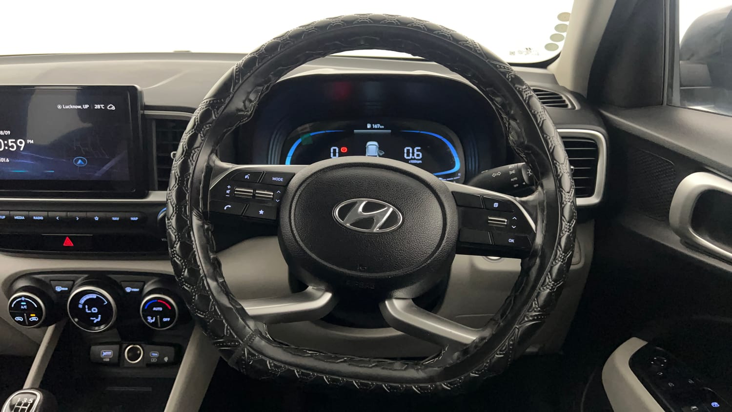 Used 2024 Hyundai Venue SX 1.2 Petrol Petrol Manual interior STEERING VIEW