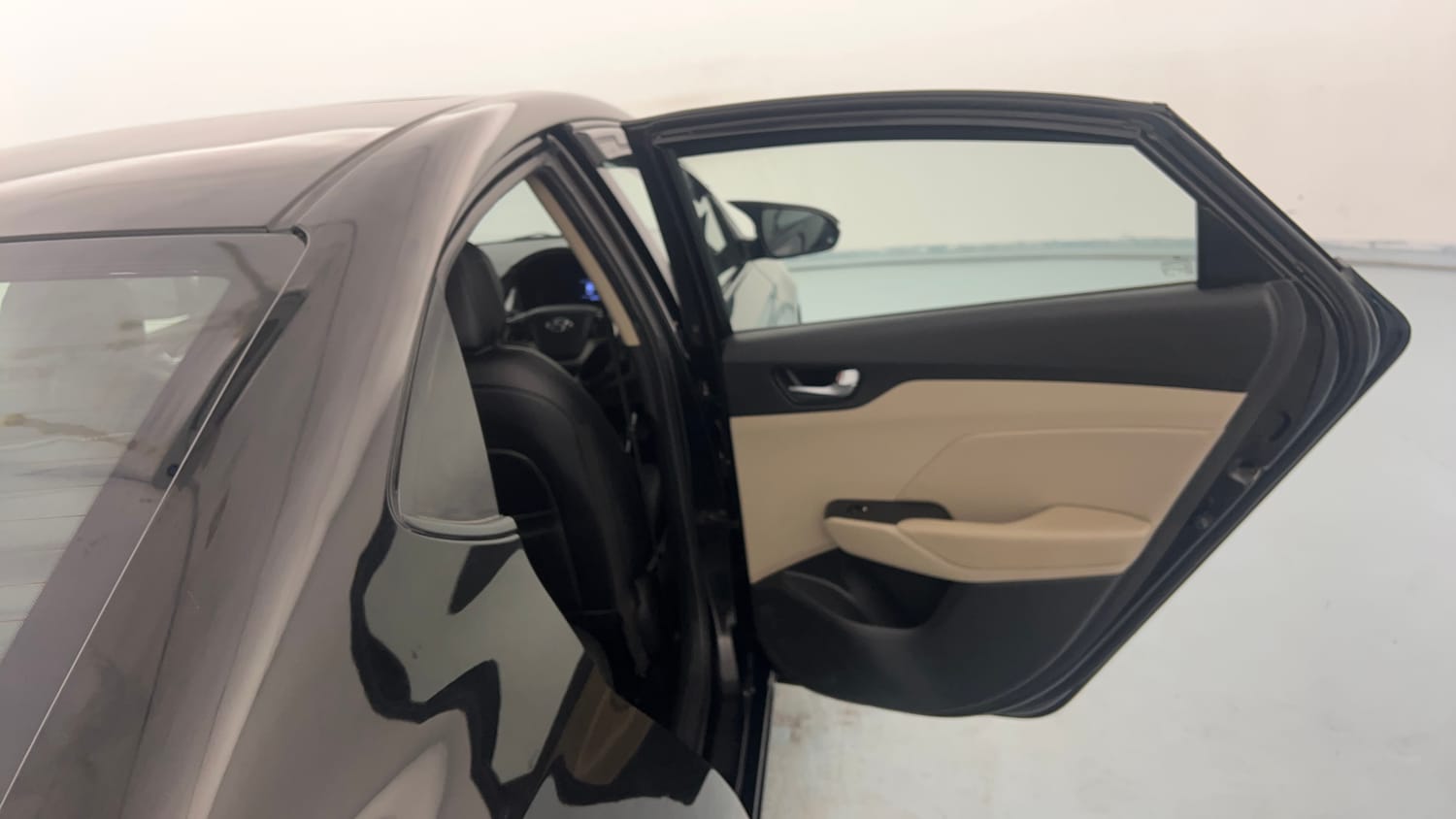 Used 2018 Hyundai Verna SX (O) 1.6 VTVT AT Petrol Automatic interior RIGHT REAR DOOR OPEN VIEW