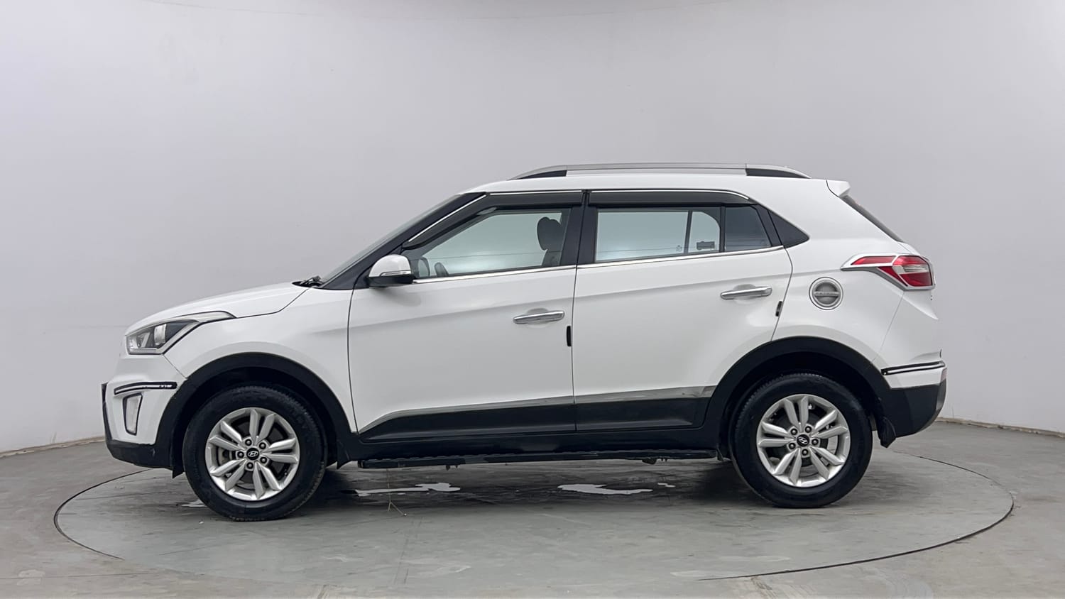 Used 2017 Hyundai Creta 1.6 SX Plus Petrol Petrol Manual exterior LEFT SIDE VIEW