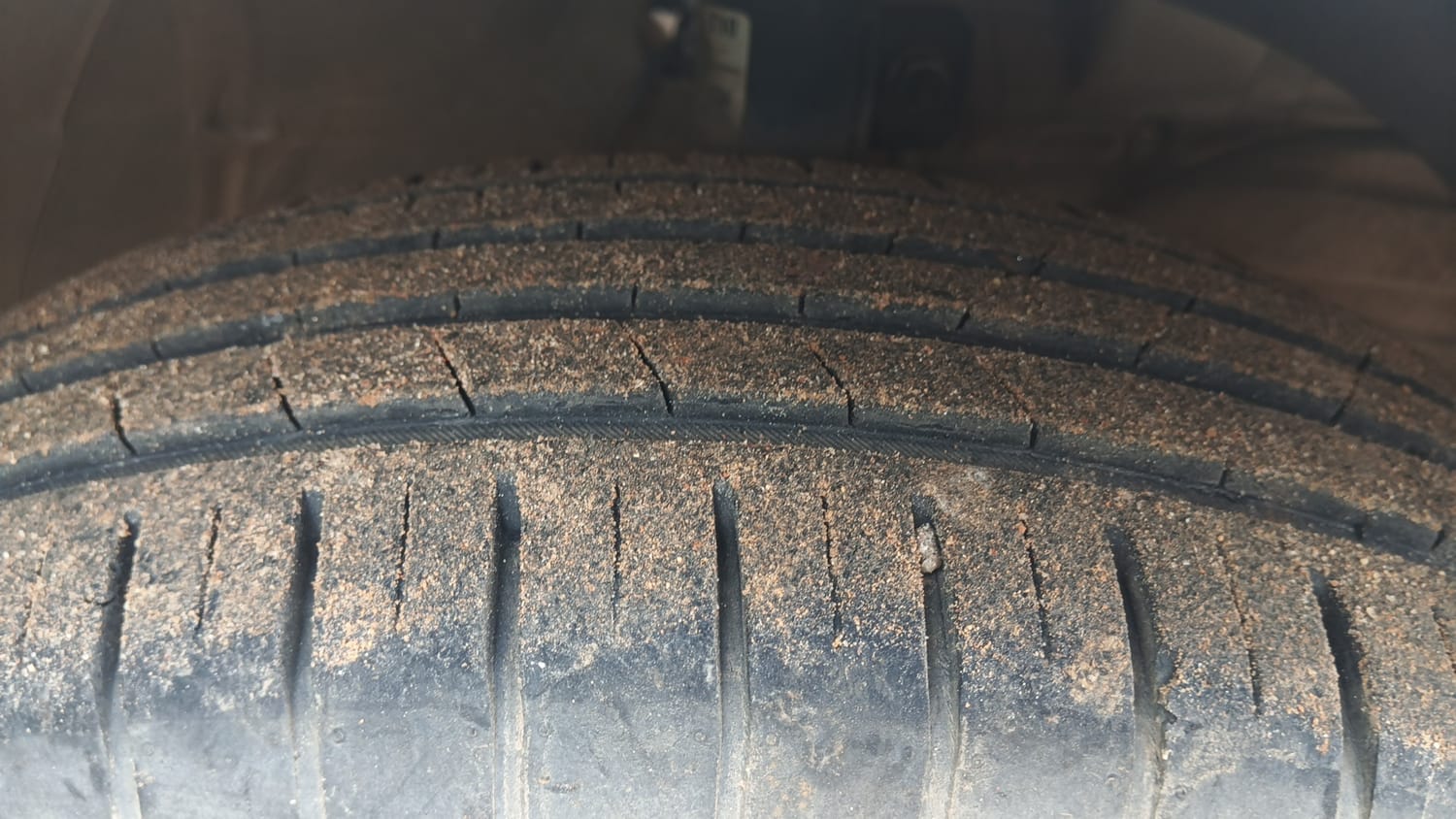 Used 2021 Maruti Suzuki Swift ZXi Plus Petrol Manual tyres RIGHT FRONT TYRE TREAD VIEW