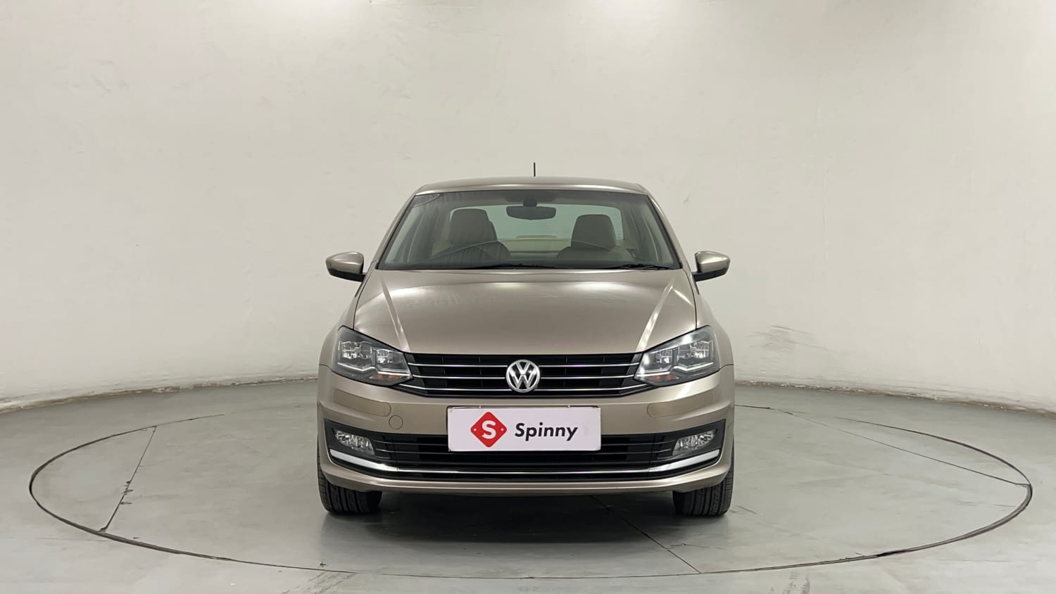 Used 2019 Volkswagen Vento Highline Plus 1.5 AT (D) 16 Alloy Diesel Automatic exterior FRONT VIEW