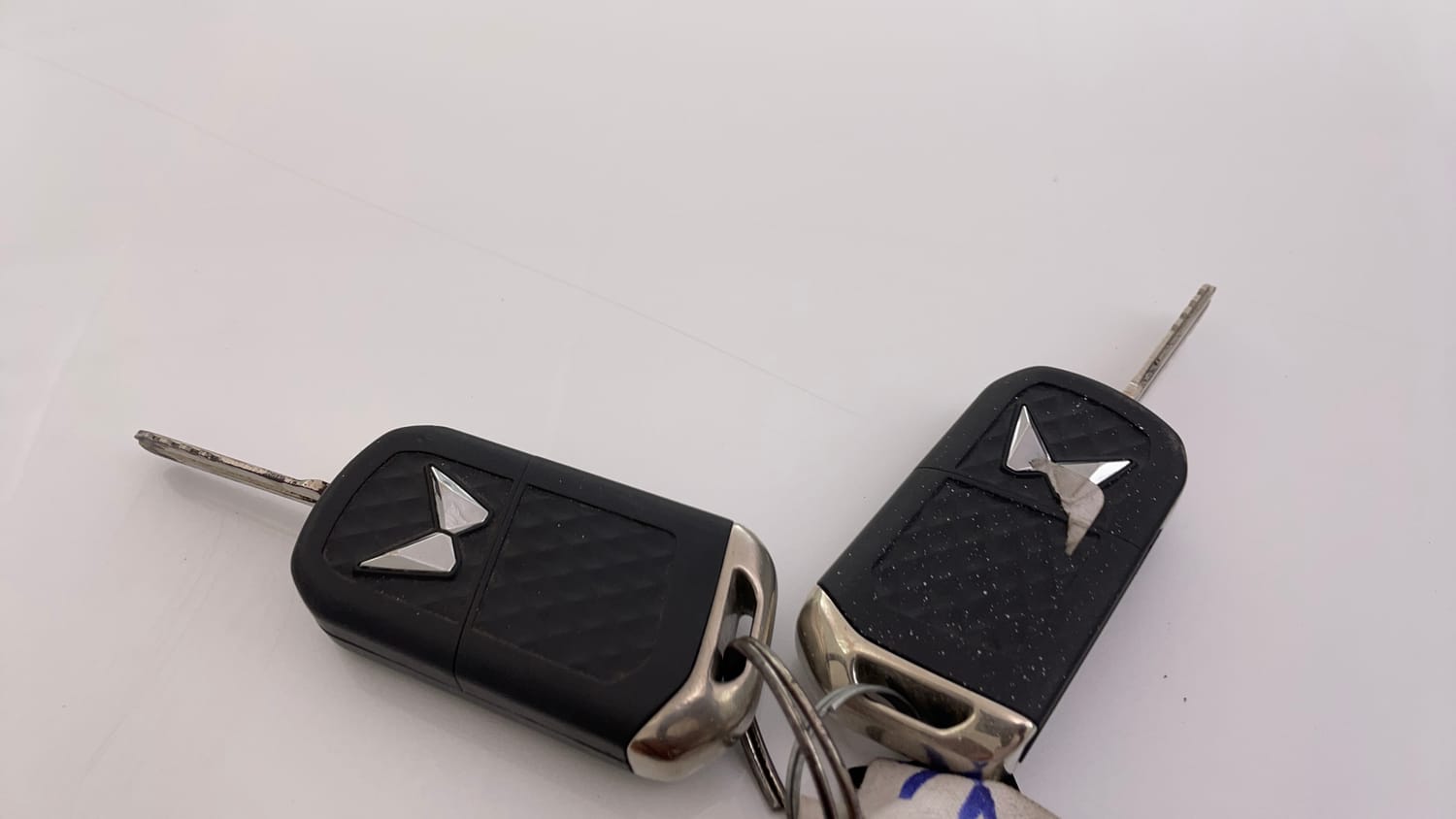 Used 2023 Mahindra XUV700 AX 5 Petrol AT 5 STR Petrol Automatic extra CAR KEY VIEW
