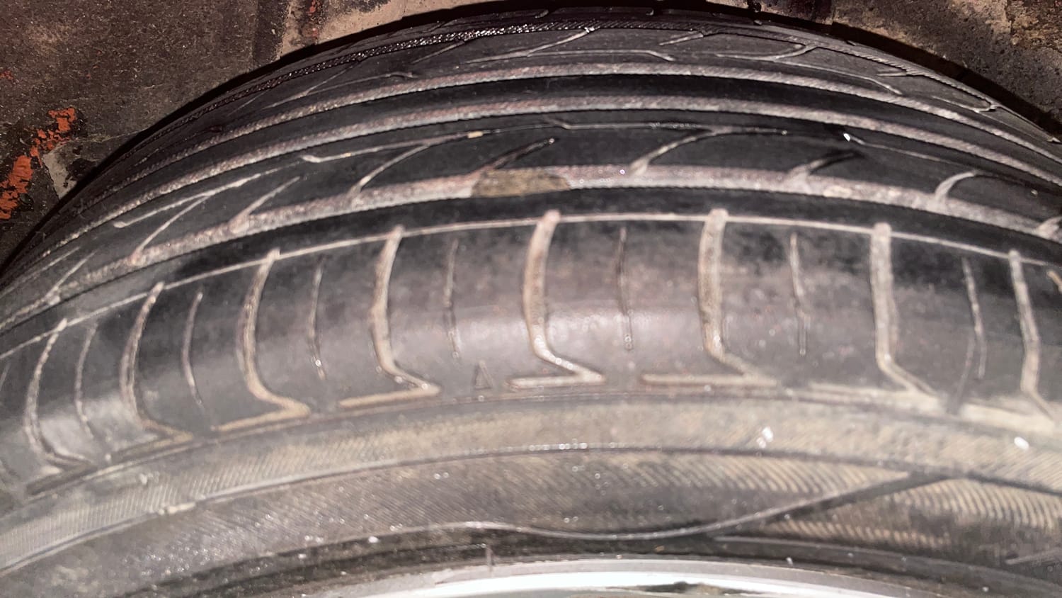 Used 2016 Honda Jazz V AT Petrol Petrol Automatic tyres LEFT REAR TYRE TREAD VIEW