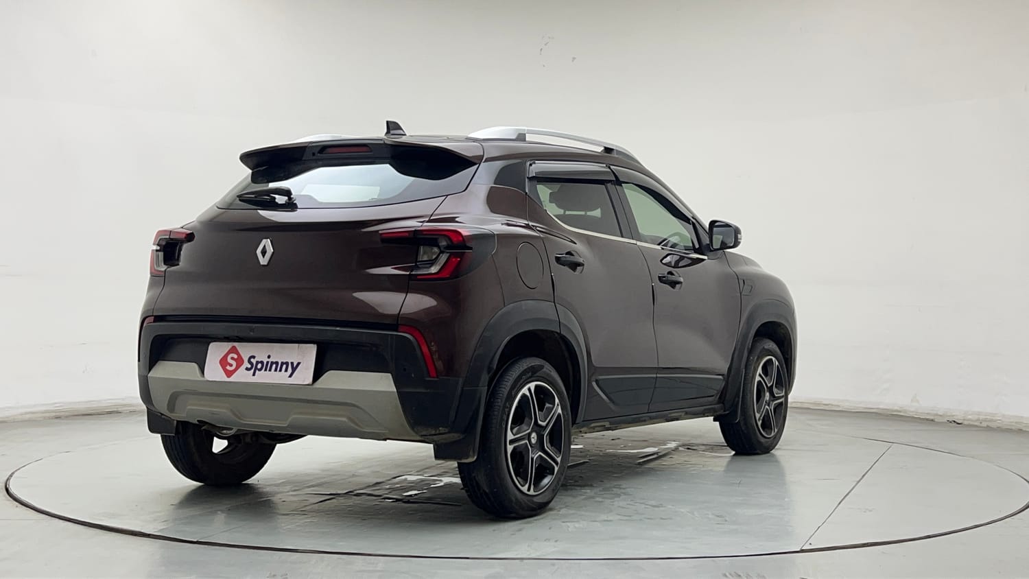 Used 2023 Renault Kiger RXT MT Petrol Manual exterior RIGHT REAR CORNER VIEW