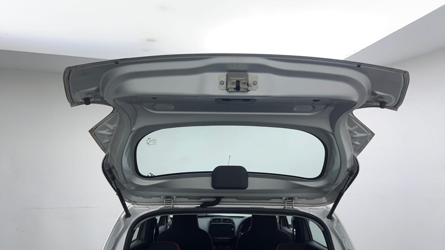 Used 2021 Renault Kwid RXT 1.0 (O) Petrol Manual interior DICKY DOOR OPEN VIEW
