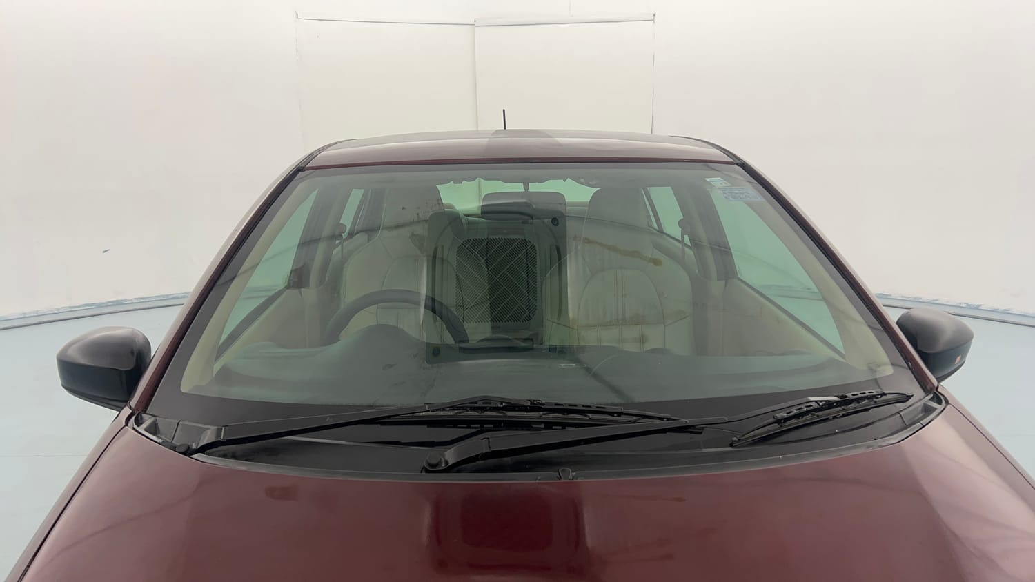 Used 2014 Honda Amaze 1.2 S i-VTEC Petrol Manual exterior FRONT WINDSHIELD VIEW