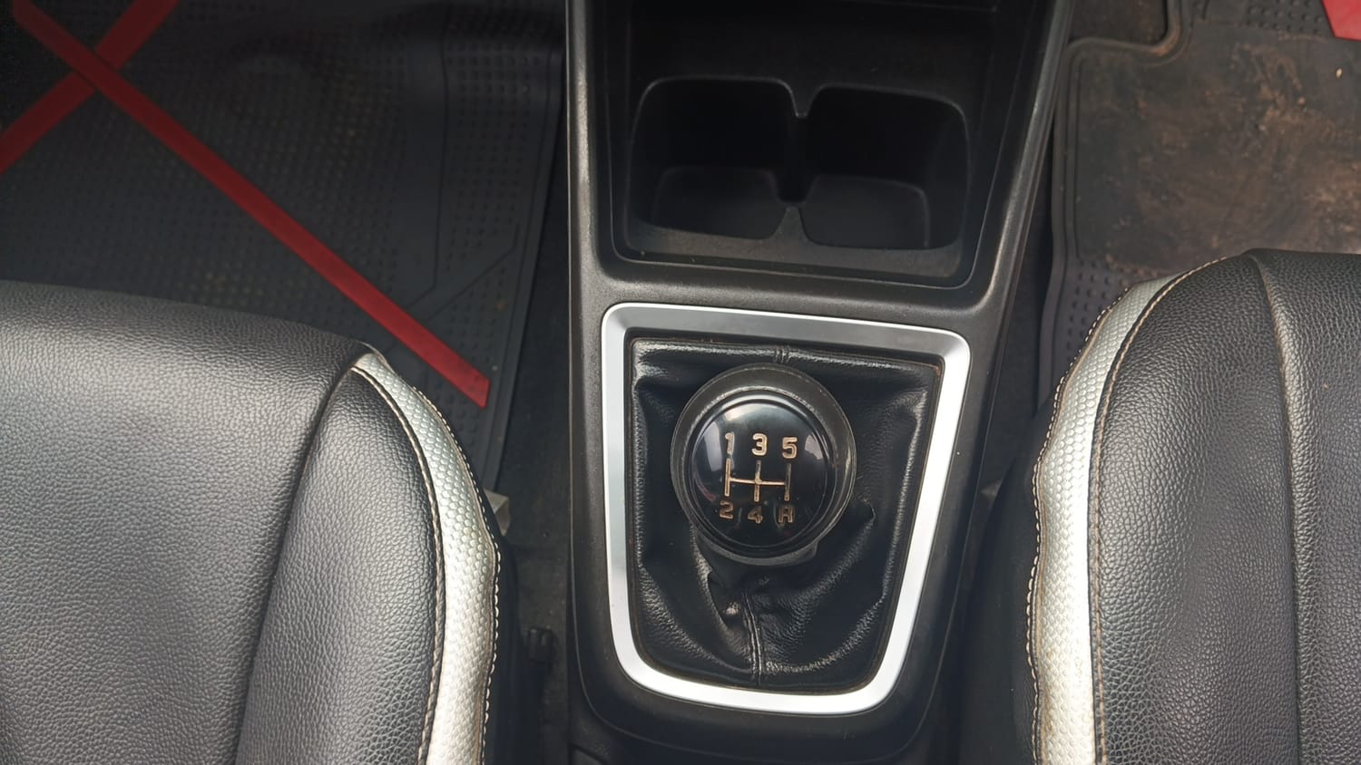 Used 2021 Maruti Suzuki Swift ZXi Plus Petrol Manual interior GEAR  KNOB VIEW