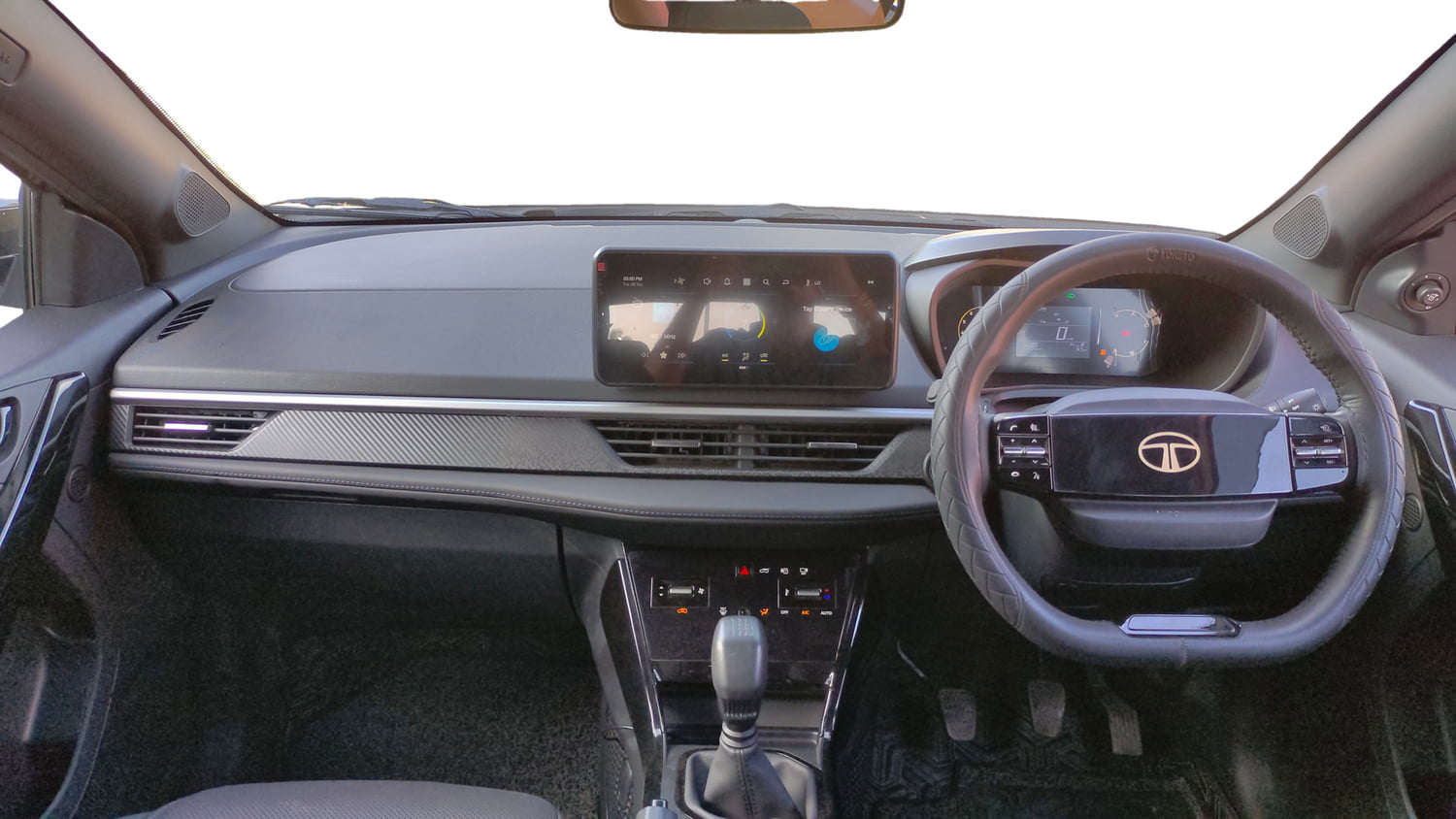 Used 2025 Tata Nexon Creative Plus (S) 1.2 Petrol 6MT Dark Edition Petrol Manual interior DASHBOARD VIEW