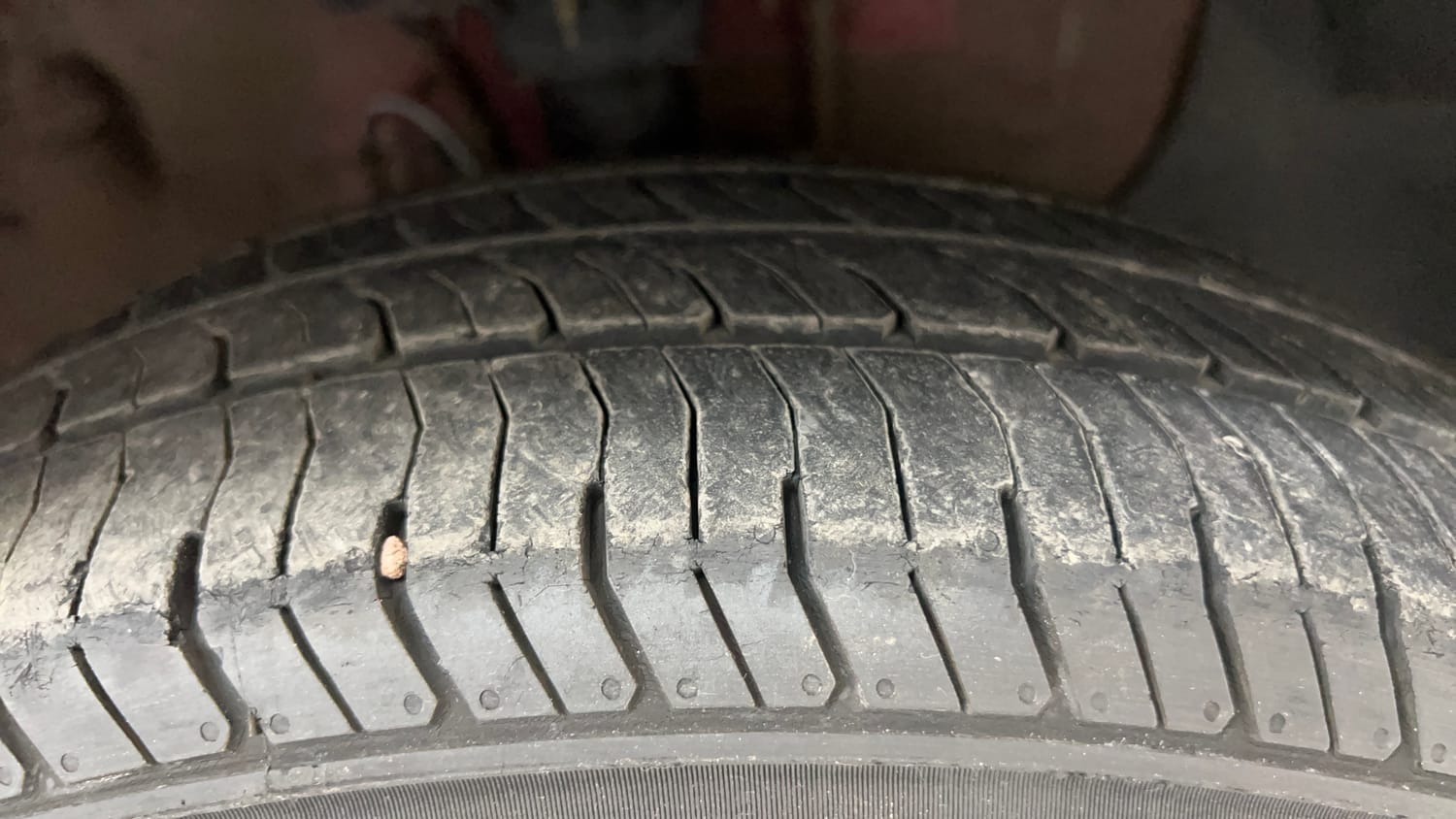 Used 2015 Hyundai Elite i20 Sportz 1.2 Petrol Manual tyres RIGHT FRONT TYRE TREAD VIEW