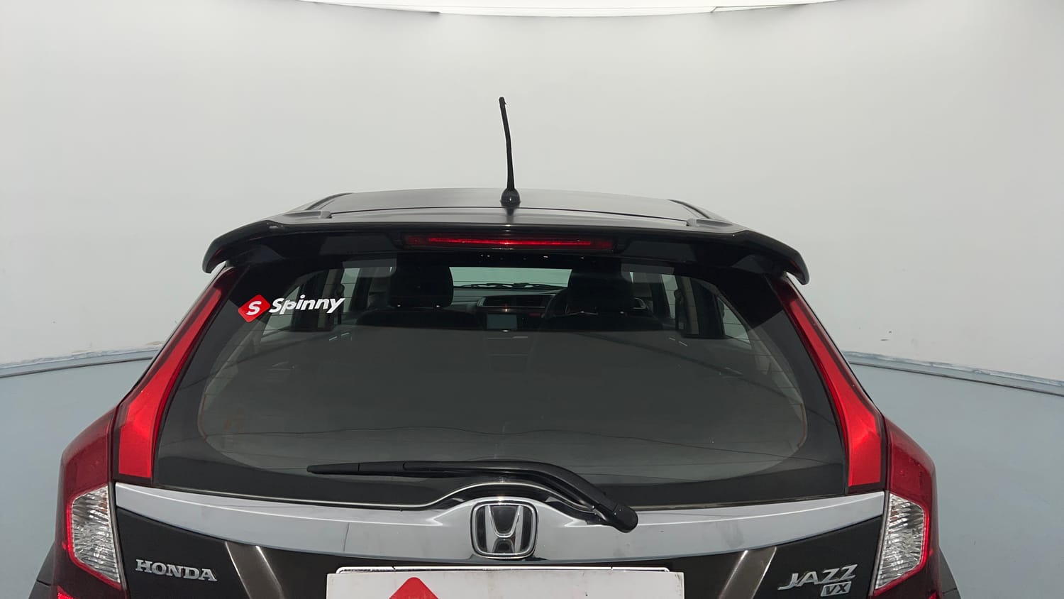 Used 2015 Honda Jazz VX Petrol Petrol Manual exterior BACK WINDSHIELD VIEW