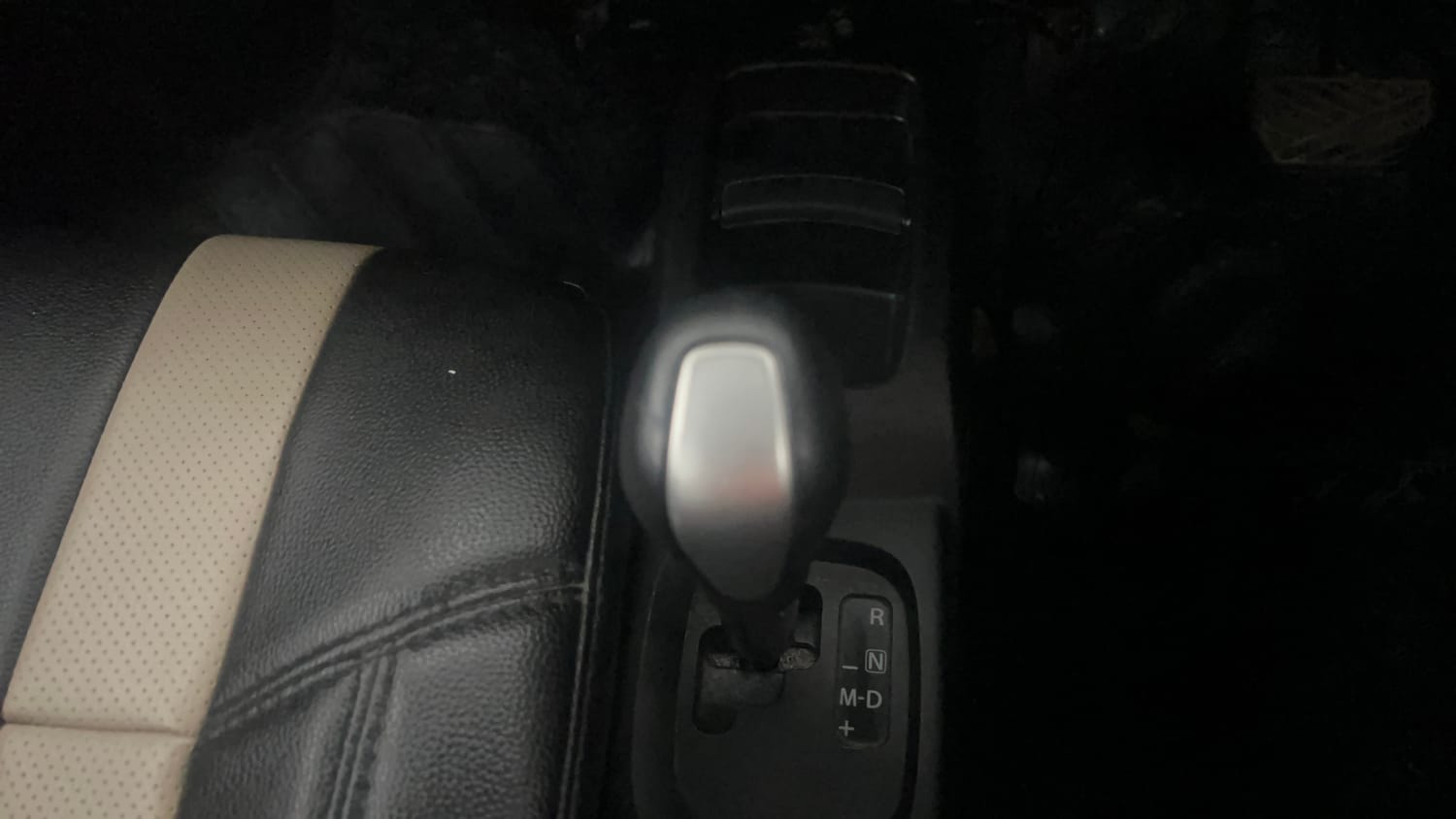 Used 2017 Maruti Suzuki Wagon R VXI+ AMT Petrol Automatic interior GEAR  KNOB VIEW