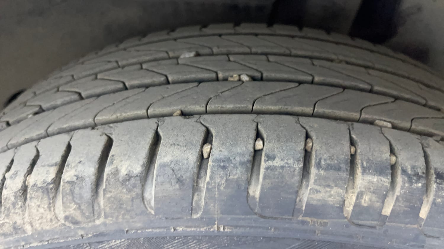 Used 2018 Maruti Suzuki Dzire ZXi Plus AMT Petrol Automatic tyres LEFT REAR TYRE TREAD VIEW