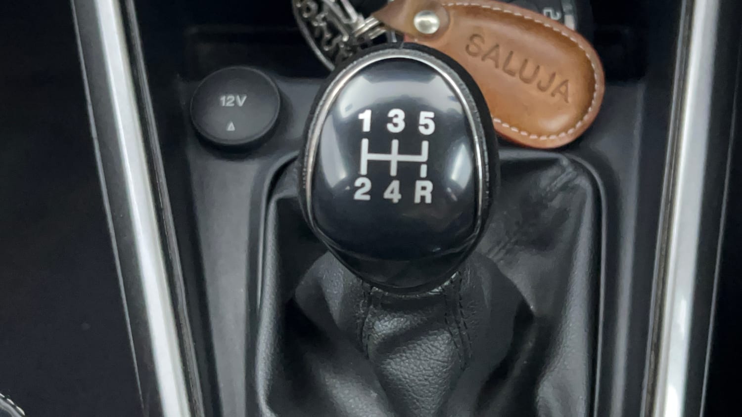 Used 2021 Ford EcoSport Titanium 1.5L Ti-VCT Petrol Manual interior GEAR  KNOB VIEW
