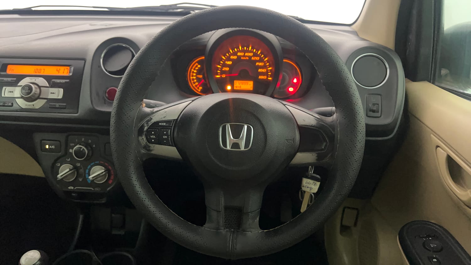 Used 2014 Honda Amaze 1.2 S i-VTEC Petrol Manual interior STEERING VIEW