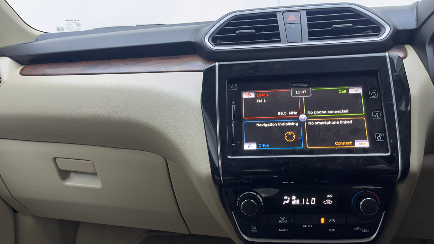 Used 2018 Maruti Suzuki Dzire ZXi Plus AMT Petrol Automatic interior MUSIC SYSTEM & AC CONTROL VIEW