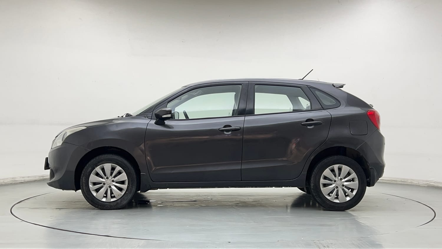 Used 2017 Maruti Suzuki Baleno Delta 1.2 Petrol Manual exterior LEFT SIDE VIEW