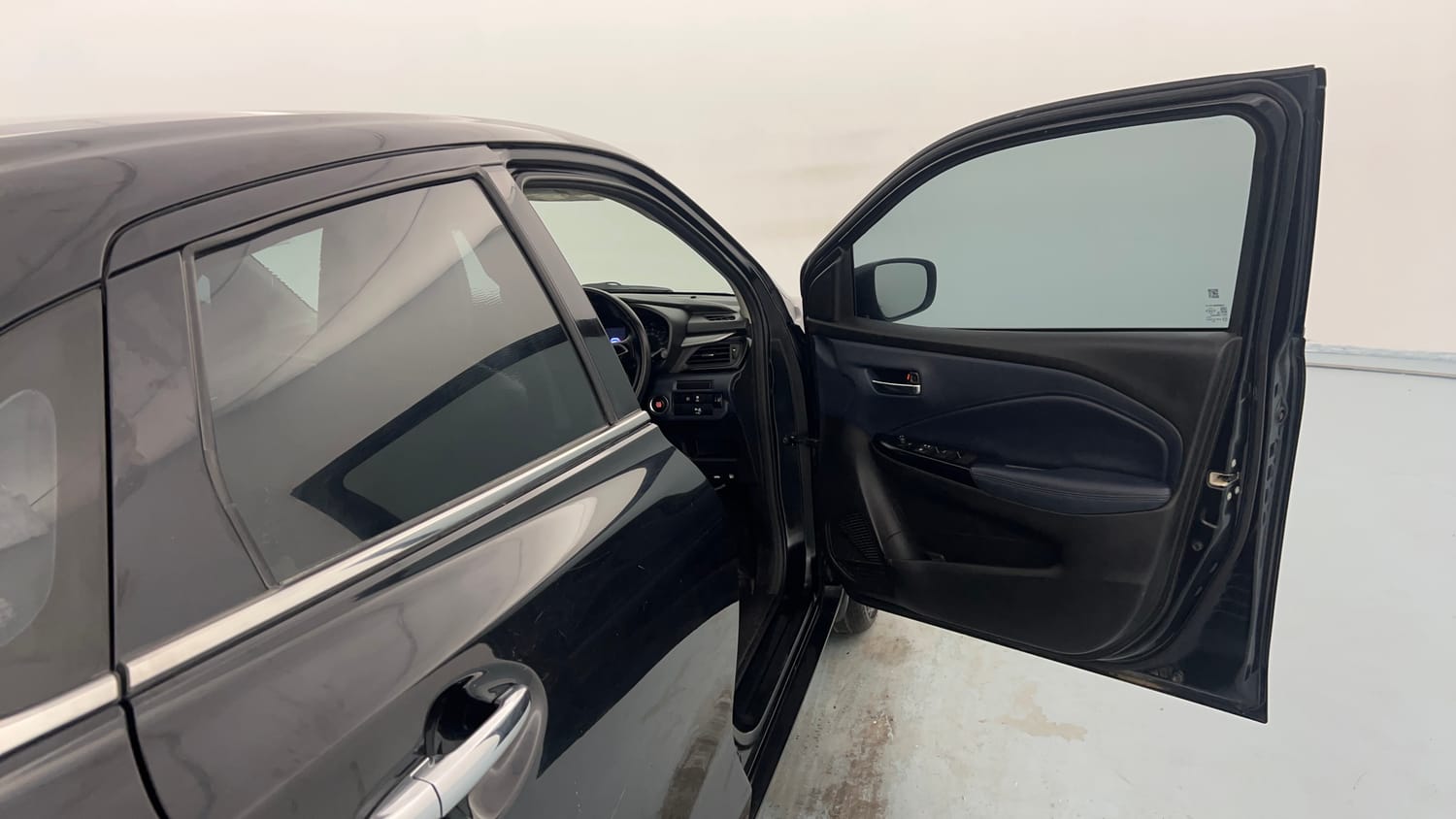 Used 2023 Maruti Suzuki Baleno Zeta MT CNG Cng Manual interior RIGHT FRONT DOOR OPEN VIEW