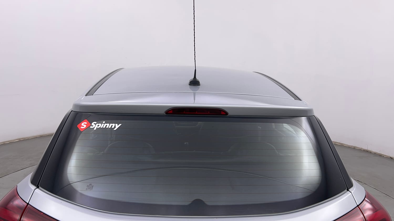 Used 2020 Hyundai Elite i20 Sportz Plus 1.2 Petrol Manual exterior BACK WINDSHIELD VIEW