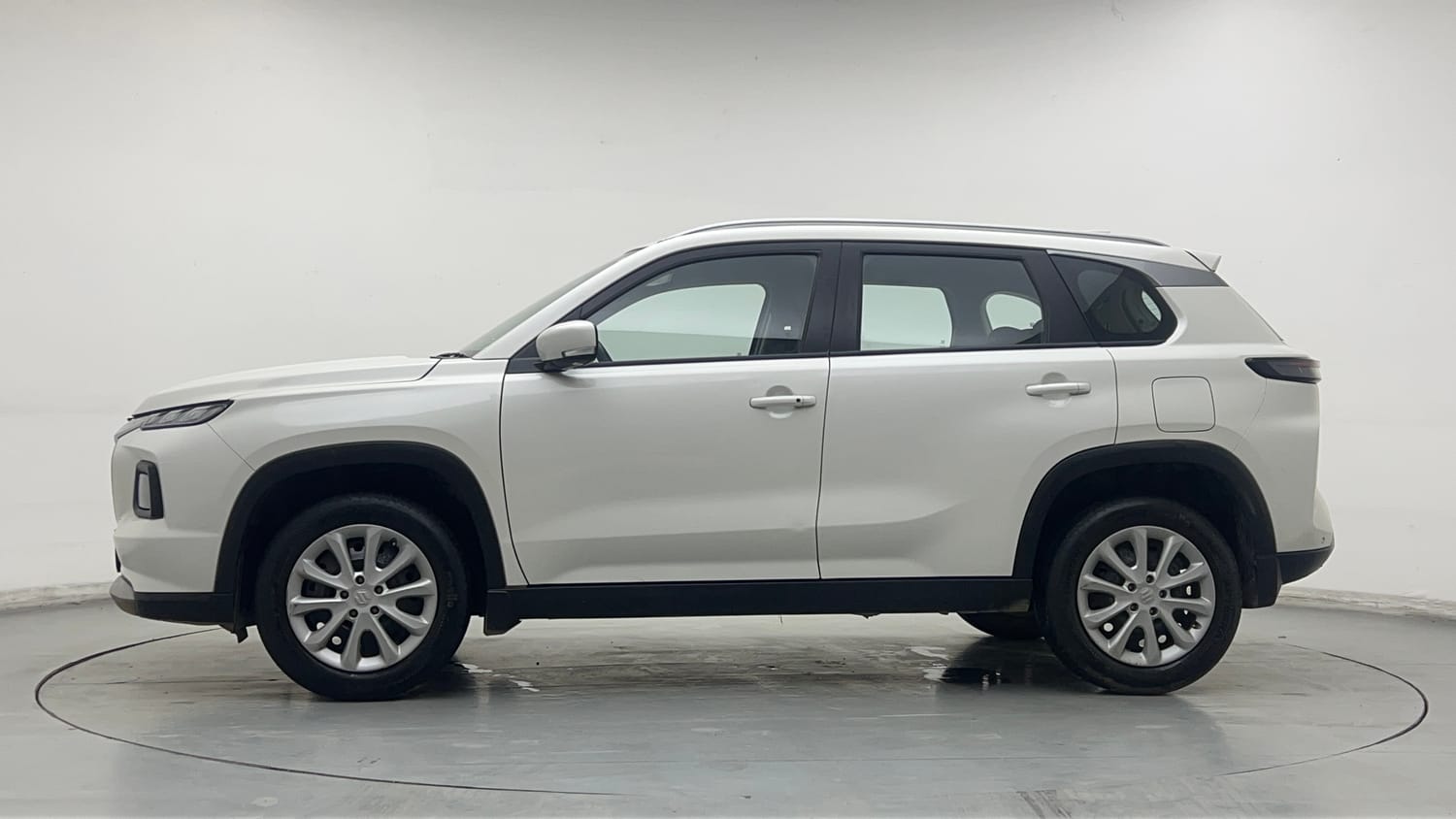 Used 2025 Maruti Suzuki Grand Vitara Delta CNG Cng Manual exterior LEFT SIDE VIEW