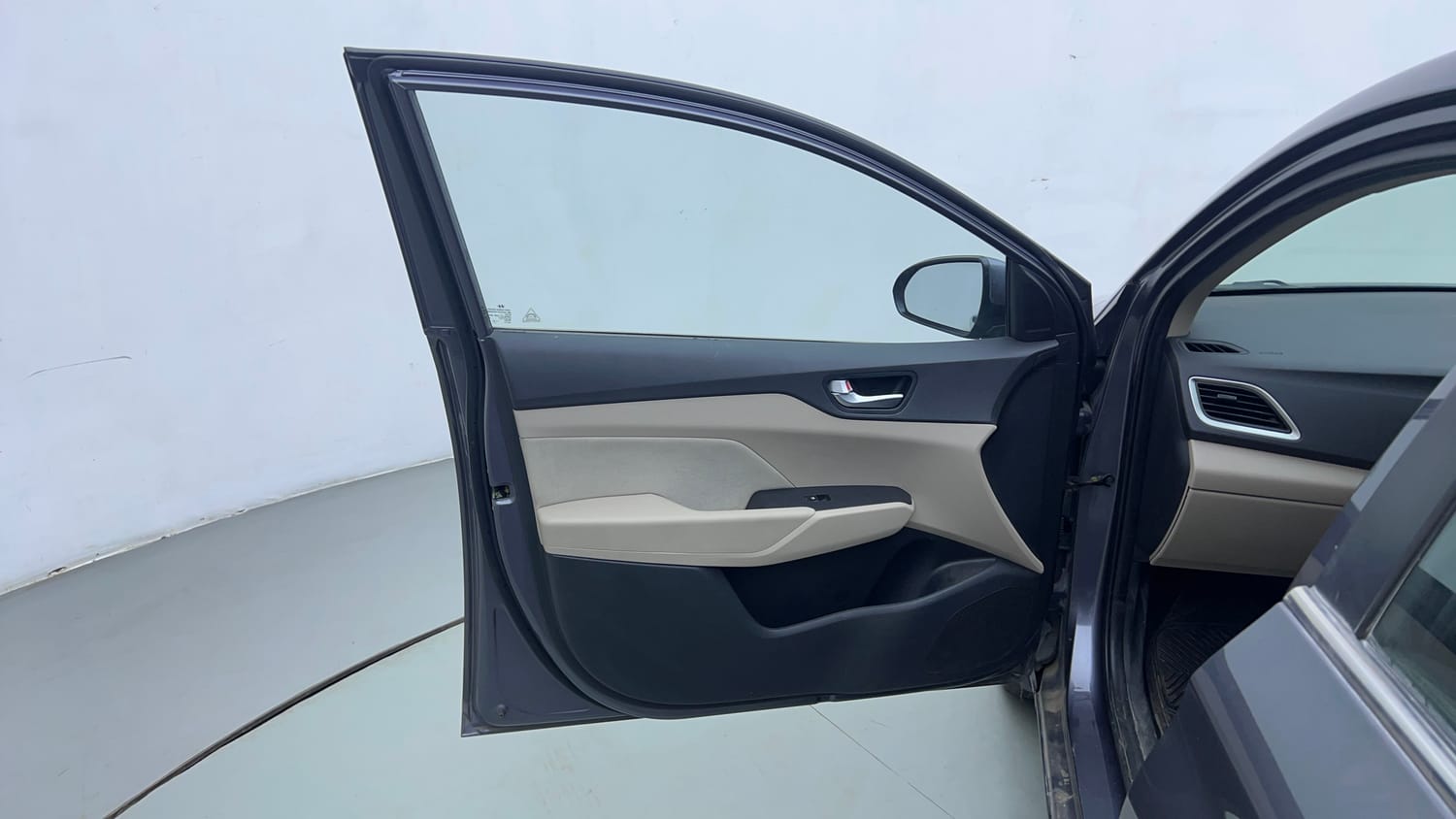 Used 2019 Hyundai Verna SX Plus 1.6 VTVT AT Petrol Automatic interior LEFT FRONT DOOR OPEN VIEW