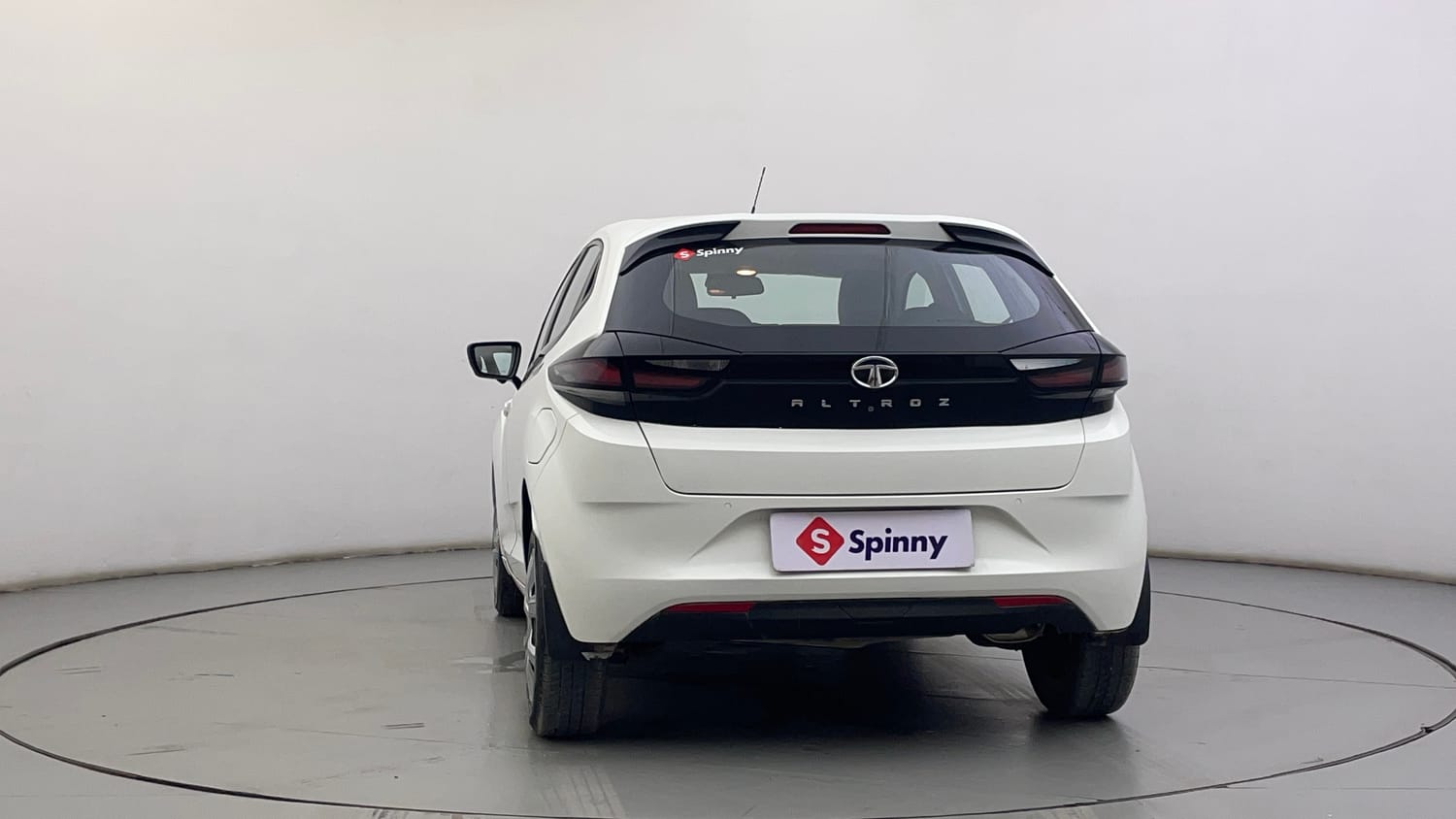 Used 2022 Tata Altroz XT Petrol Petrol Manual exterior BACK VIEW