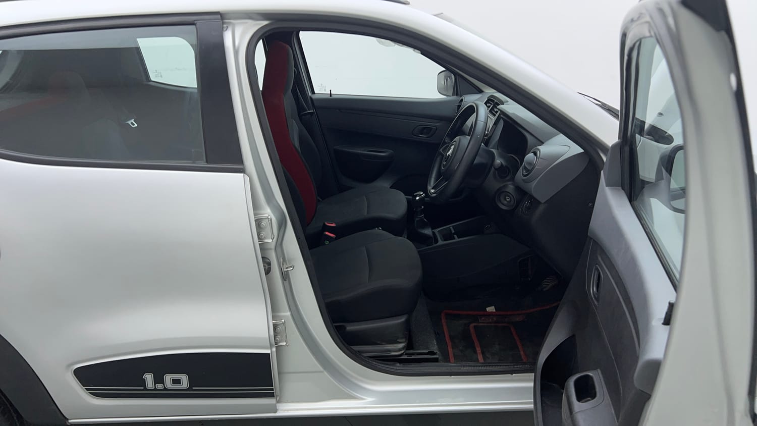 Used 2021 Renault Kwid RXT 1.0 (O) Petrol Manual interior RIGHT SIDE FRONT DOOR CABIN VIEW