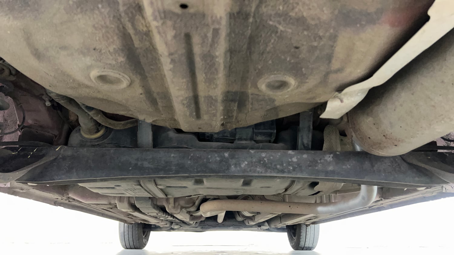 Used 2015 Hyundai Elite i20 Sportz 1.2 Petrol Manual extra REAR UNDERBODY VIEW (TAKEN FROM REAR)