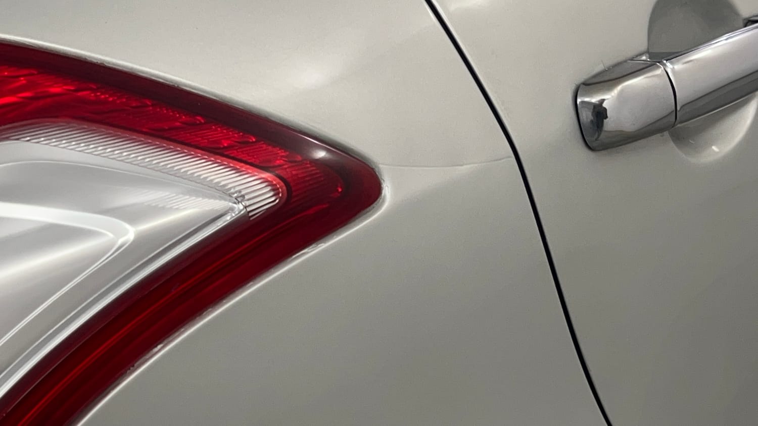 Used 2013 Maruti Suzuki Swift VXi Petrol Manual dents MINOR SCRATCH