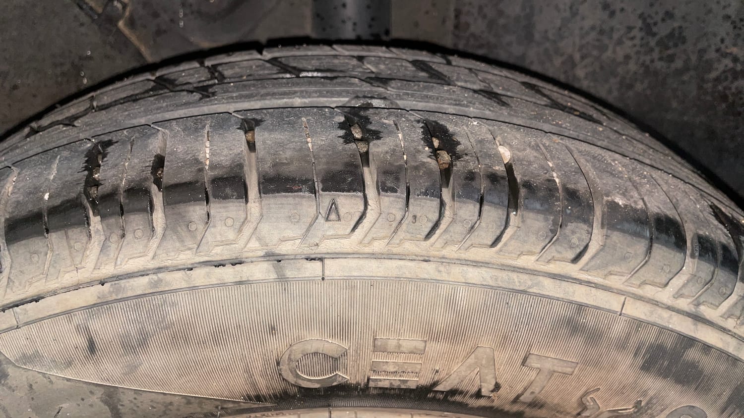 Used 2023 Tata Punch Pure MT Petrol Manual tyres LEFT REAR TYRE TREAD VIEW
