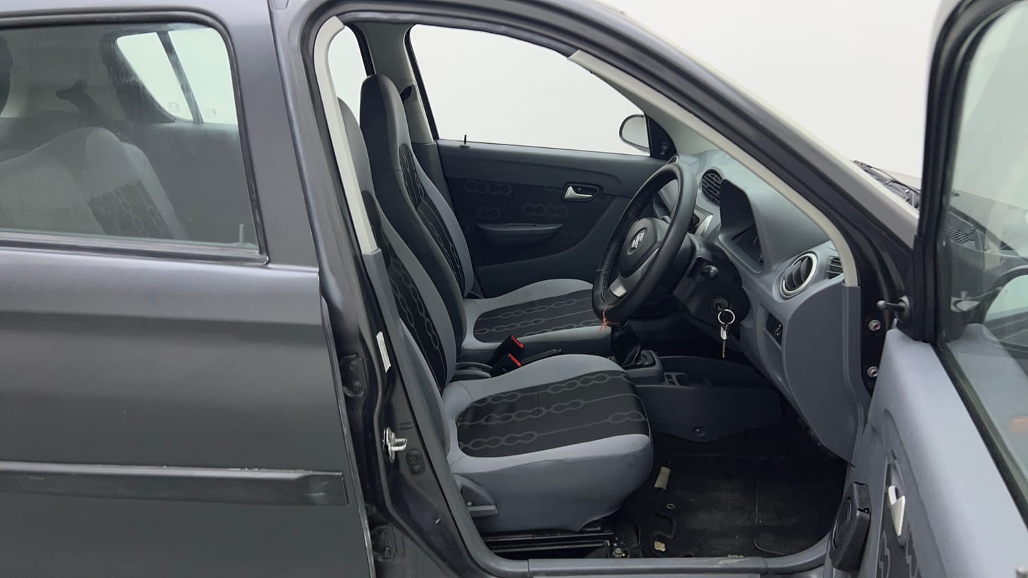 Used 2016 Maruti Suzuki Alto 800 VXi Petrol Manual interior RIGHT SIDE FRONT DOOR CABIN VIEW