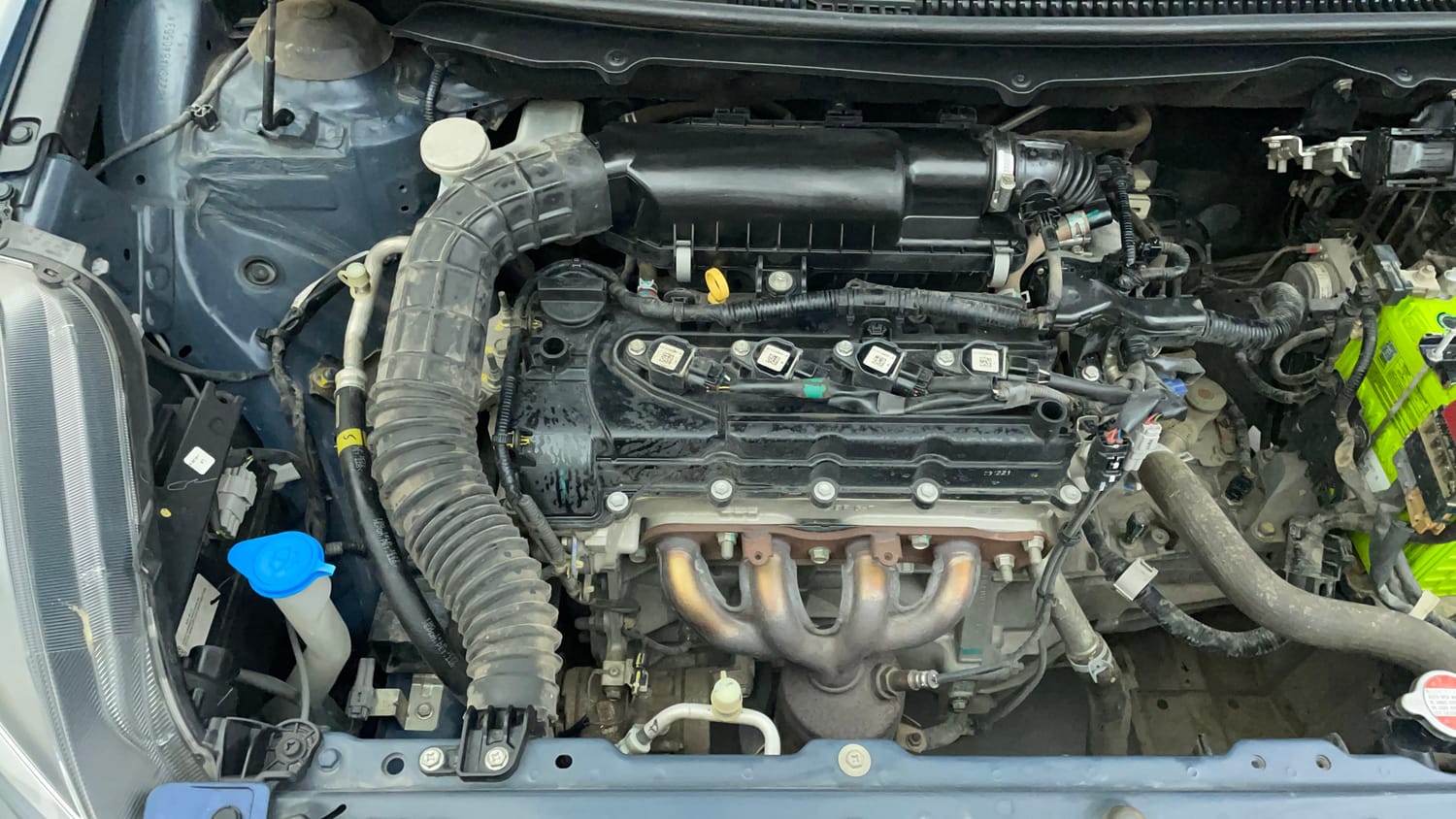 Used 2022 Maruti Suzuki Baleno Delta Petrol Manual engine ENGINE RIGHT SIDE VIEW