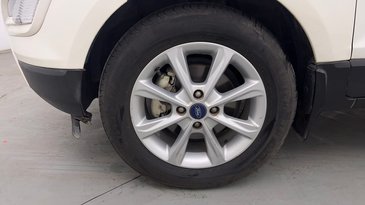 Used 2021 Ford EcoSport Titanium 1.5L Ti-VCT Petrol Manual tyres LEFT FRONT TYRE RIM VIEW