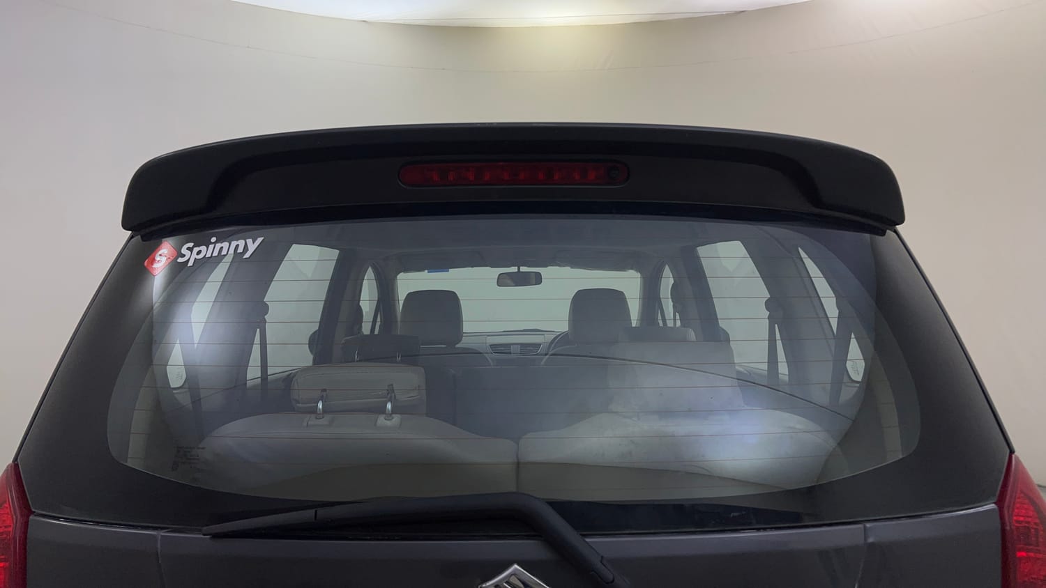 Used 2016 Maruti Suzuki Ertiga ZXI Petrol Manual exterior BACK WINDSHIELD VIEW