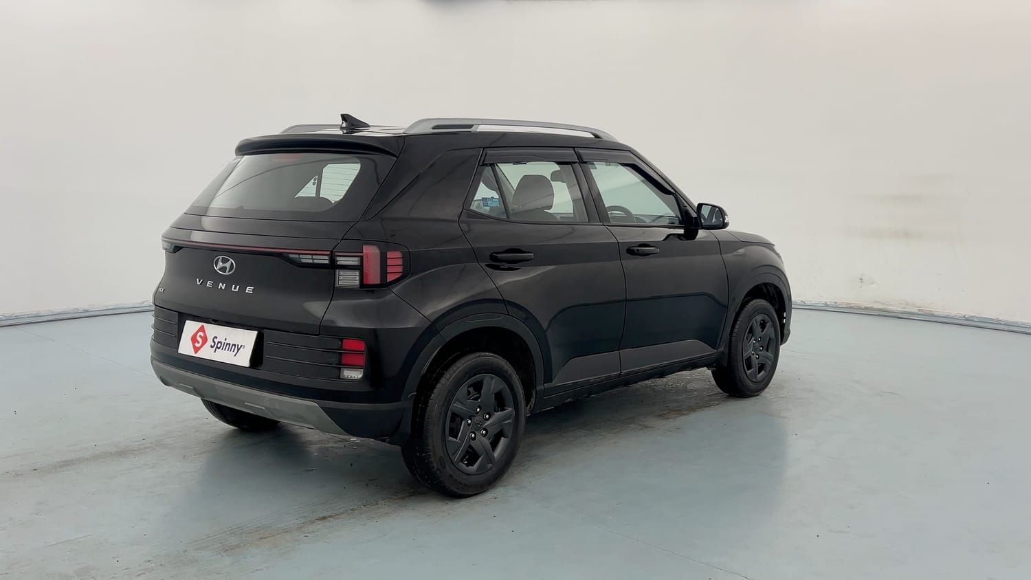 Used 2024 Hyundai Venue SX 1.2 Petrol Petrol Manual exterior RIGHT REAR CORNER VIEW