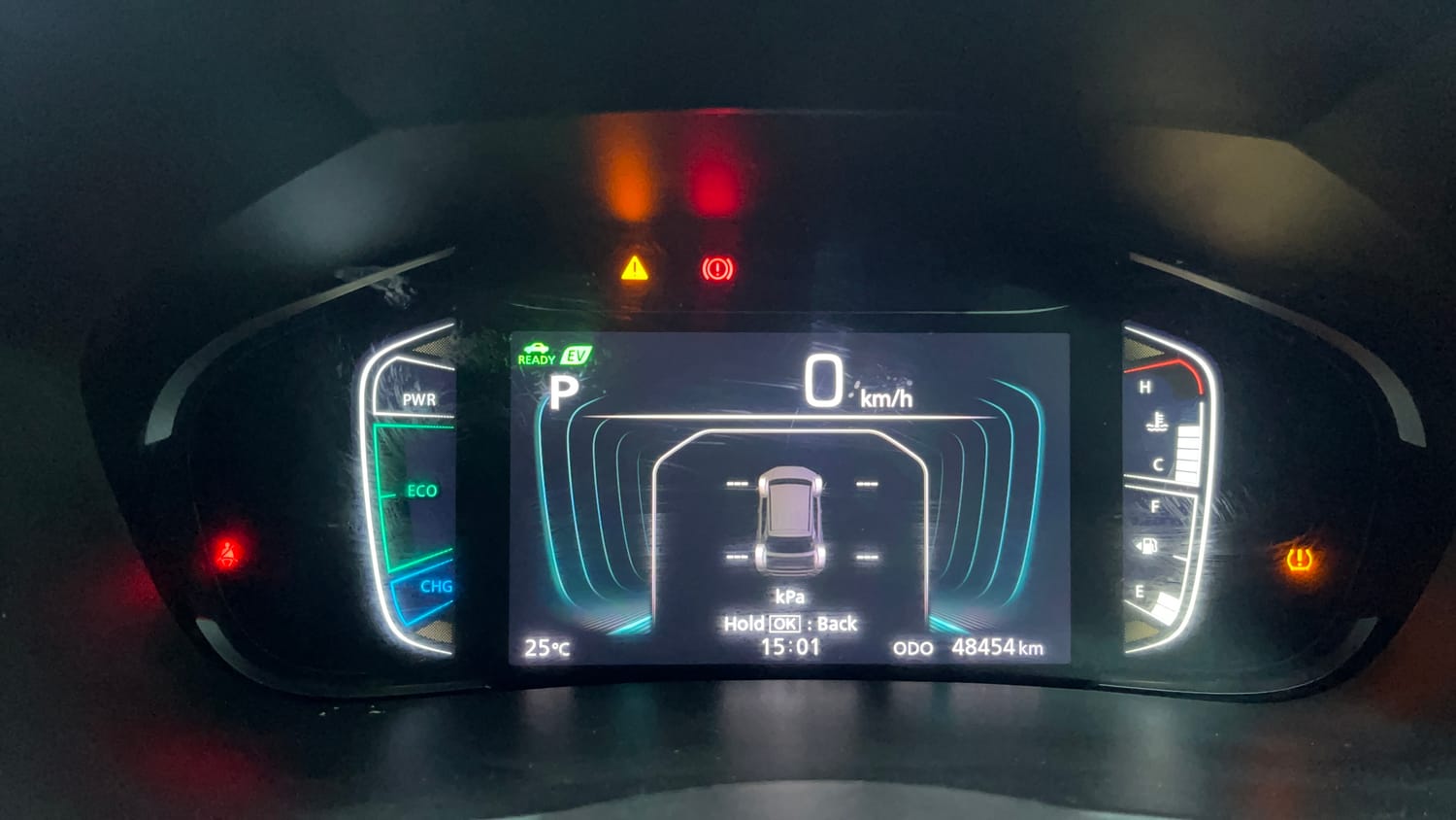 Used 2023 Toyota Urban Cruiser Hyryder V Hybrid Hybrid Automatic interior CLUSTERMETER VIEW