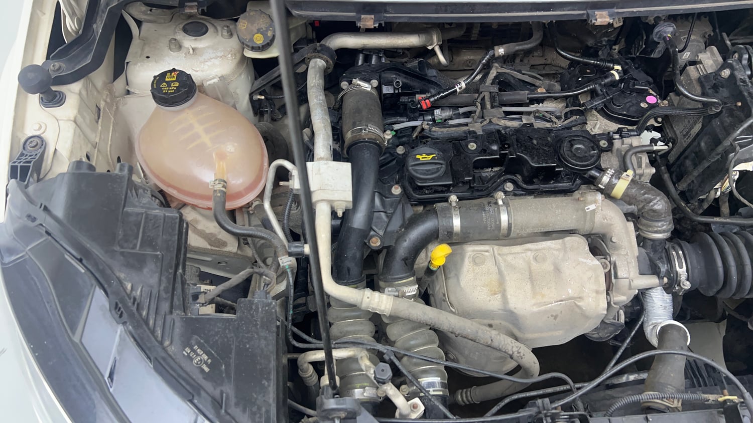Used 2018 Ford EcoSport Titanium 1.5L TDCi Diesel Manual engine ENGINE RIGHT SIDE VIEW