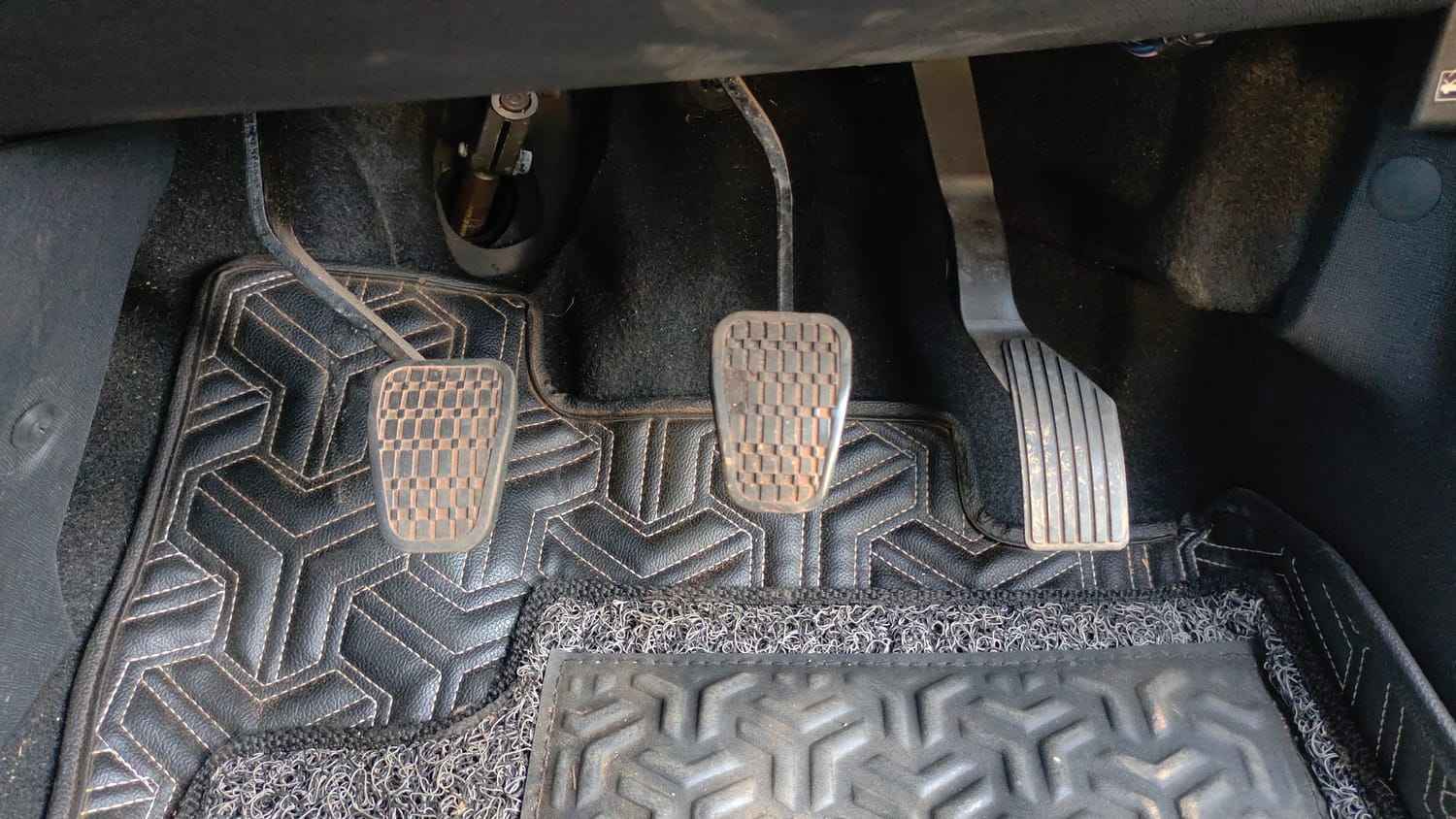 Used 2025 Tata Nexon Creative Plus (S) 1.2 Petrol 6MT Dark Edition Petrol Manual interior PEDALS VIEW
