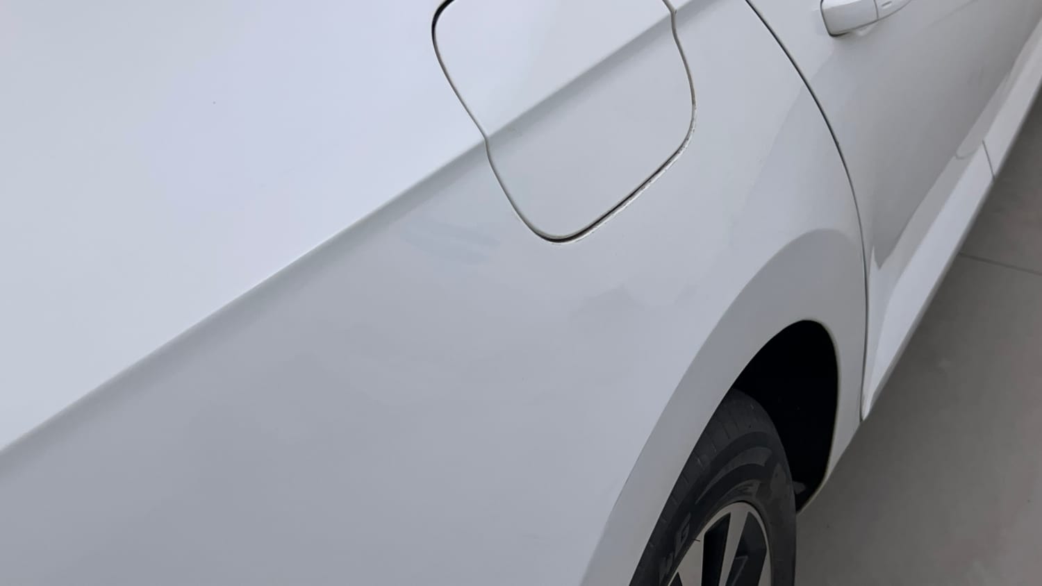 Used 2020 Skoda Superb L&K AT Petrol Automatic dents MINOR SCRATCH