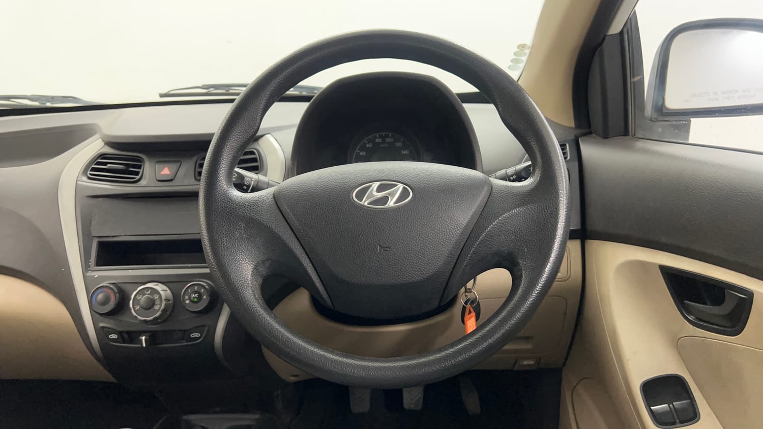 Used 2012 Hyundai Eon Era Petrol Manual interior STEERING VIEW
