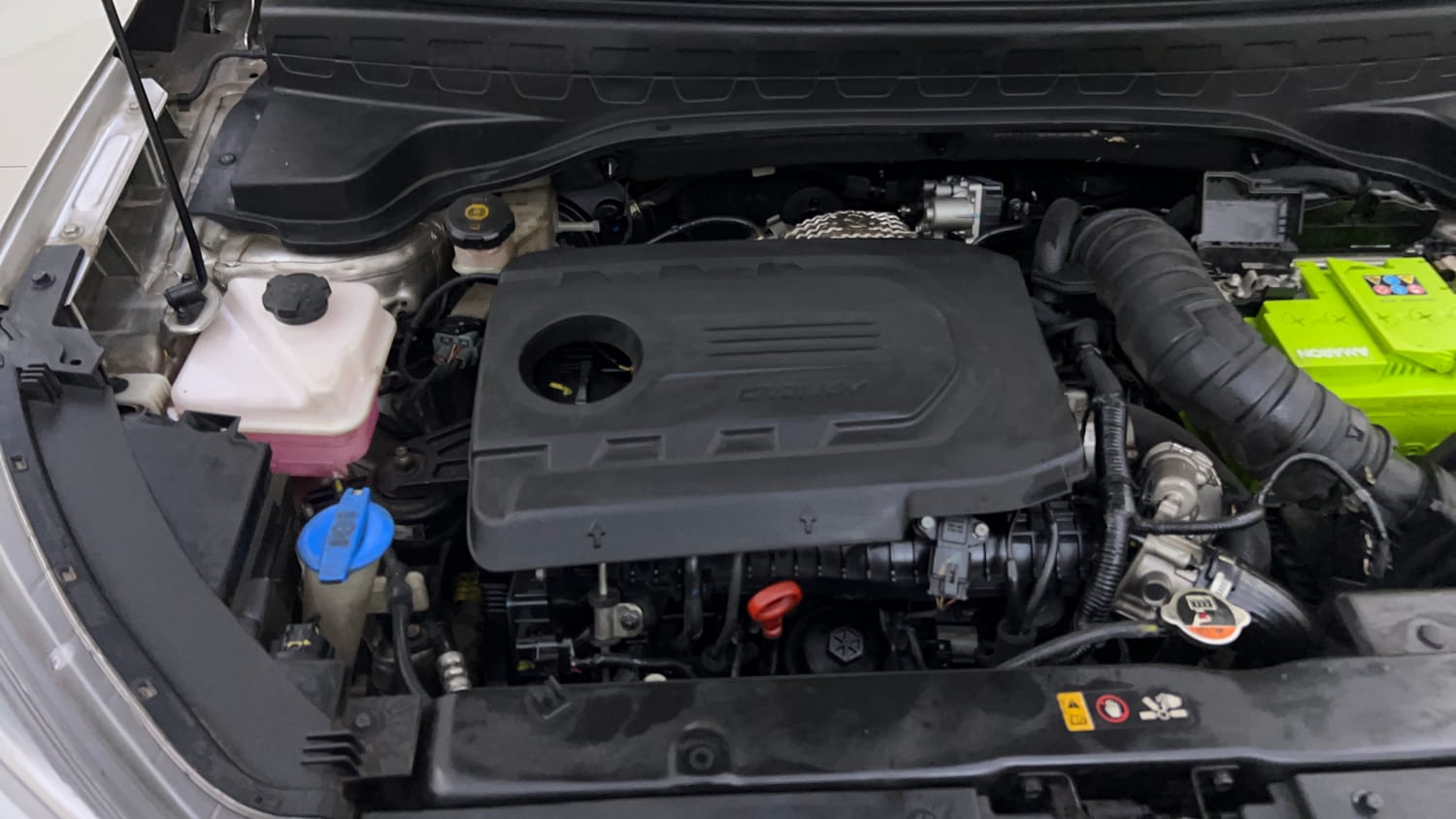 Used 2022 Kia Sonet GTX Plus 1.5 AT Diesel Automatic engine ENGINE RIGHT SIDE VIEW