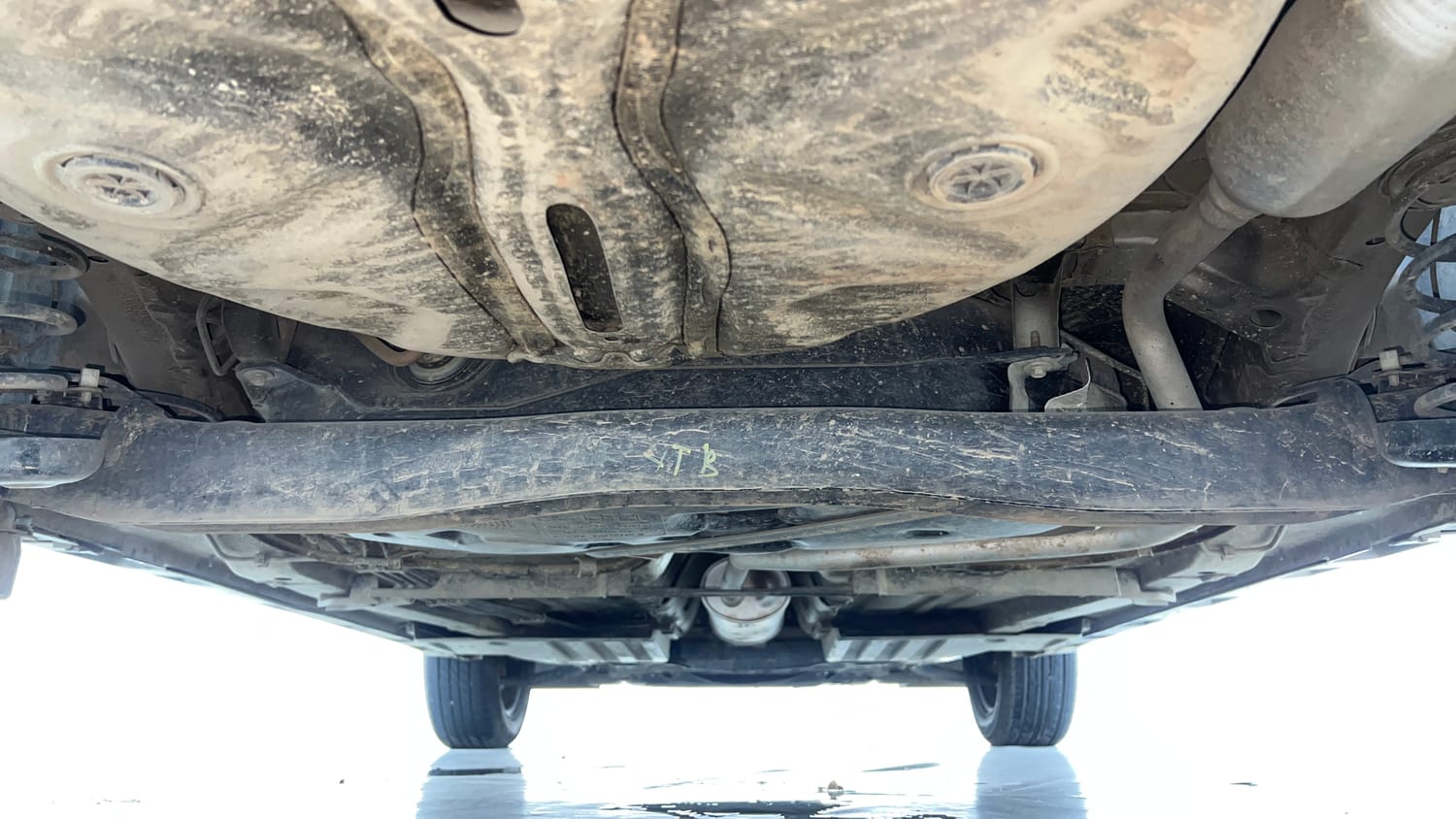 Used 2025 Maruti Suzuki Fronx Delta 1.2L MT Petrol Manual extra REAR UNDERBODY VIEW (TAKEN FROM REAR)