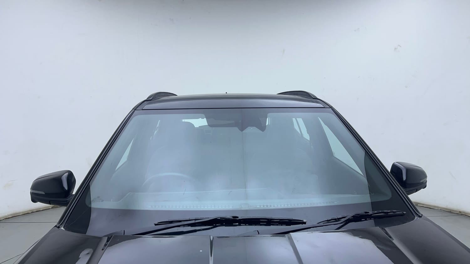 Used 2024 Hyundai Creta N-Line N10 1.5 Turbo DCT Petrol Automatic exterior FRONT WINDSHIELD VIEW